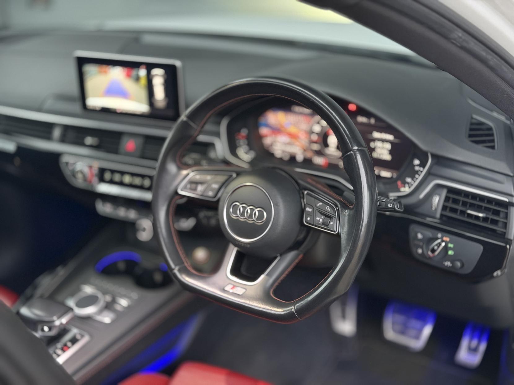 Audi S4 Avant 3.0 TFSI V6 Estate 5dr Petrol Tiptronic quattro Euro 6 (s/s) (354 ps)