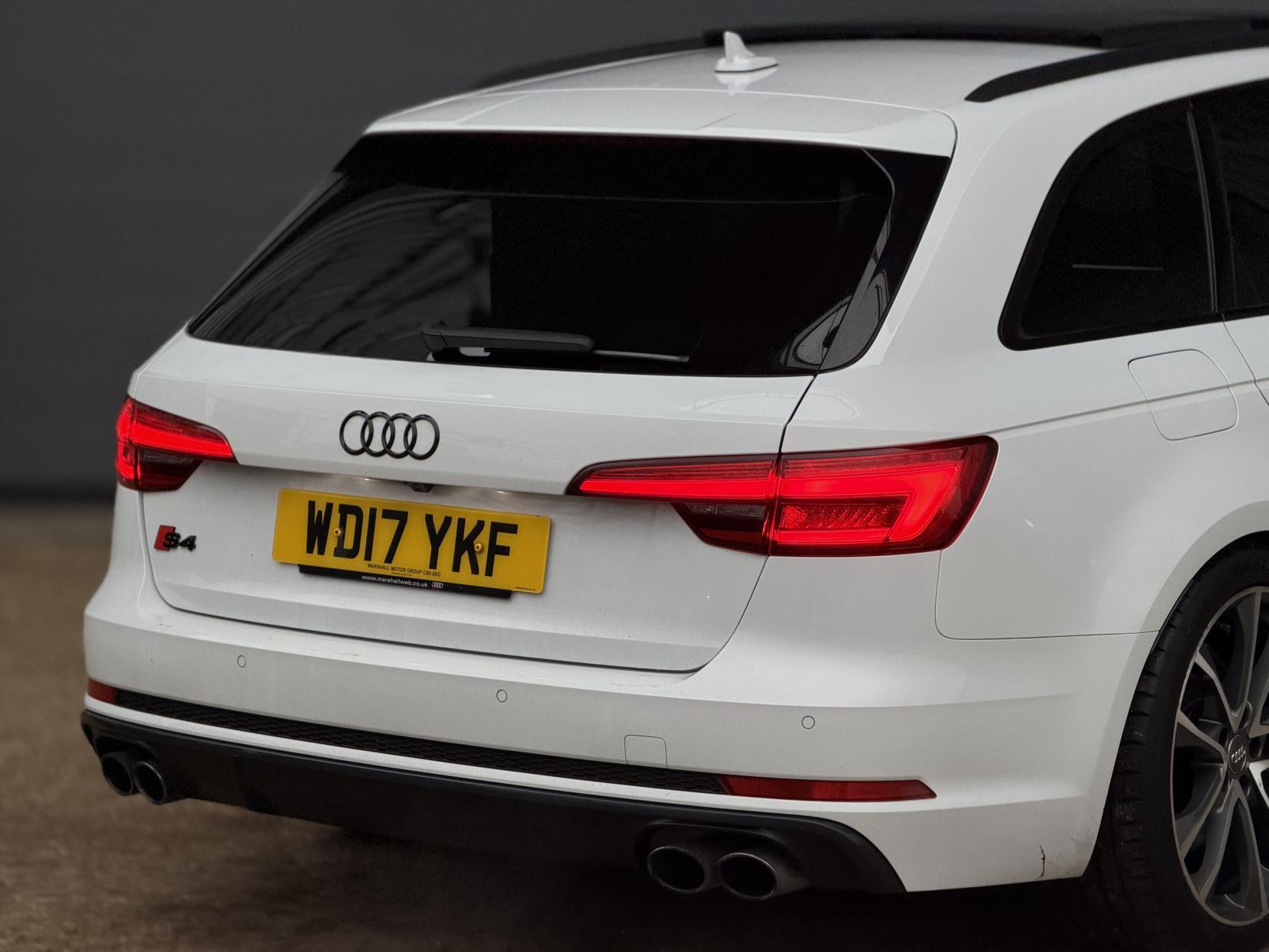 Audi S4 Avant 3.0 TFSI V6 Estate 5dr Petrol Tiptronic quattro Euro 6 (s/s) (354 ps)