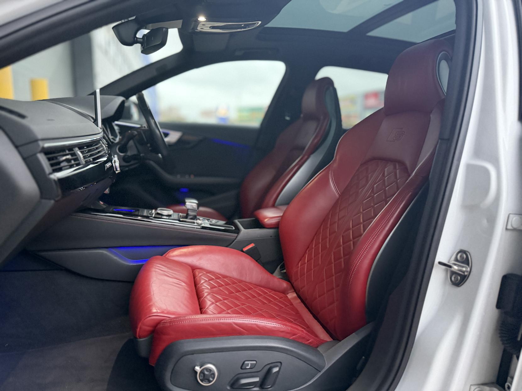 Audi S4 Avant 3.0 TFSI V6 Estate 5dr Petrol Tiptronic quattro Euro 6 (s/s) (354 ps)