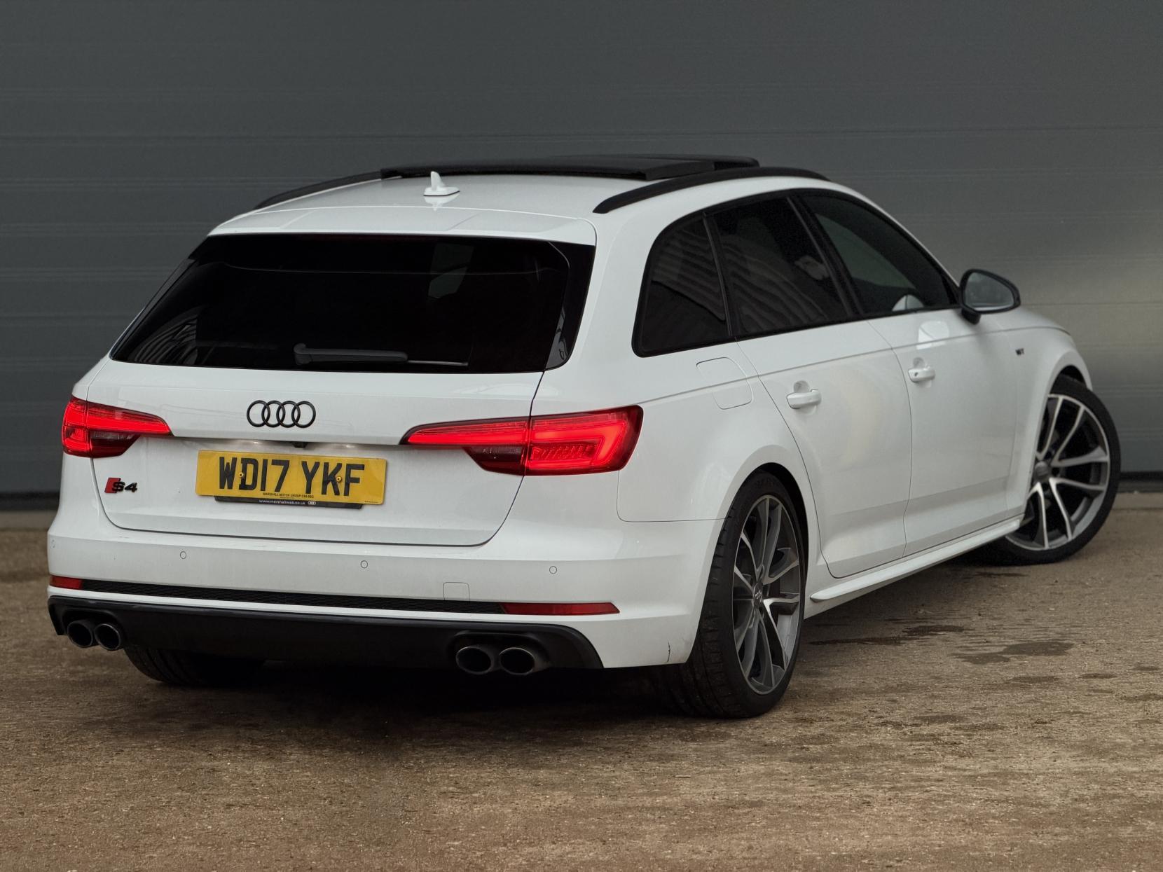 Audi S4 Avant 3.0 TFSI V6 Estate 5dr Petrol Tiptronic quattro Euro 6 (s/s) (354 ps)