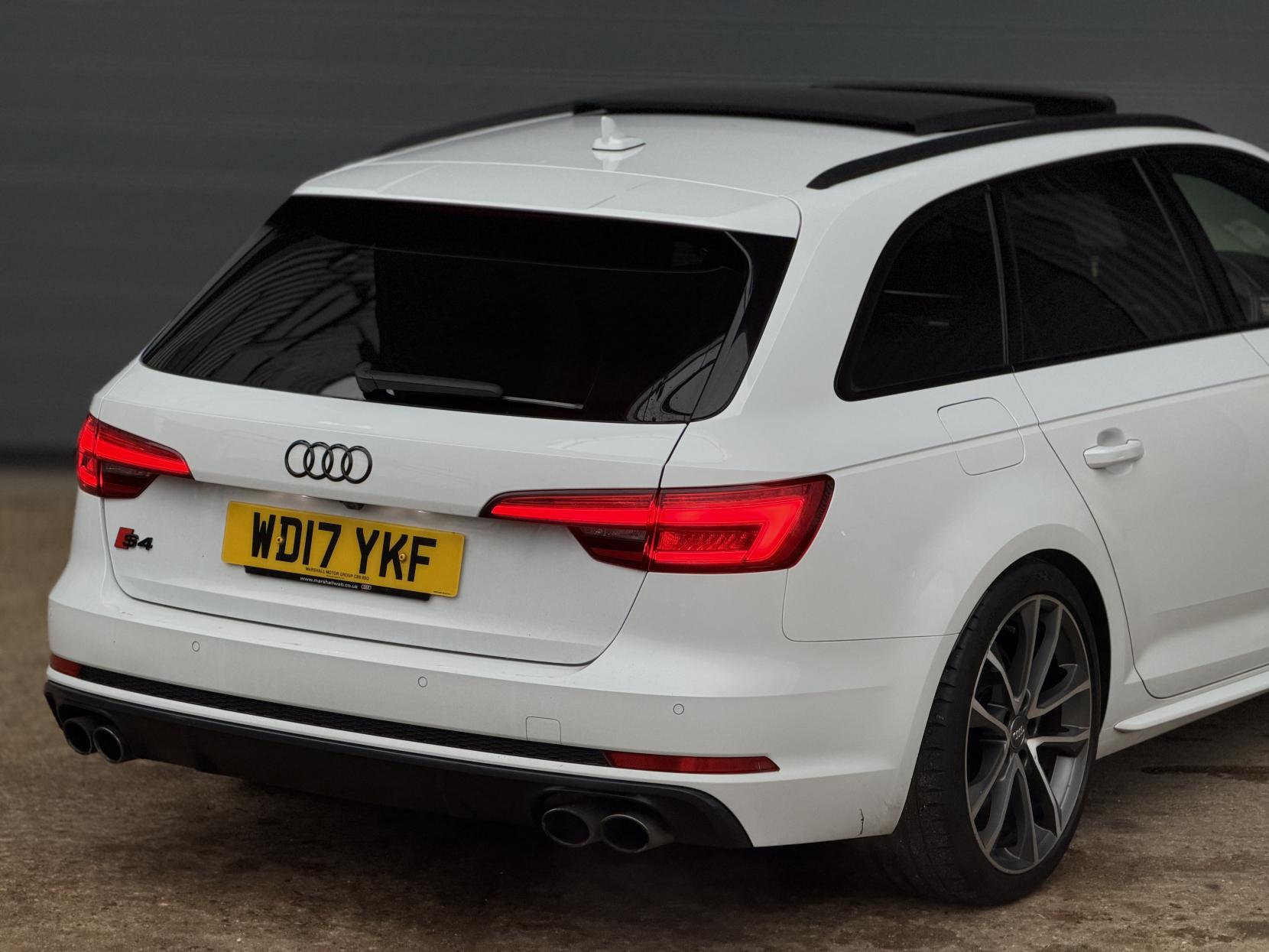 Audi S4 Avant 3.0 TFSI V6 Estate 5dr Petrol Tiptronic quattro Euro 6 (s/s) (354 ps)