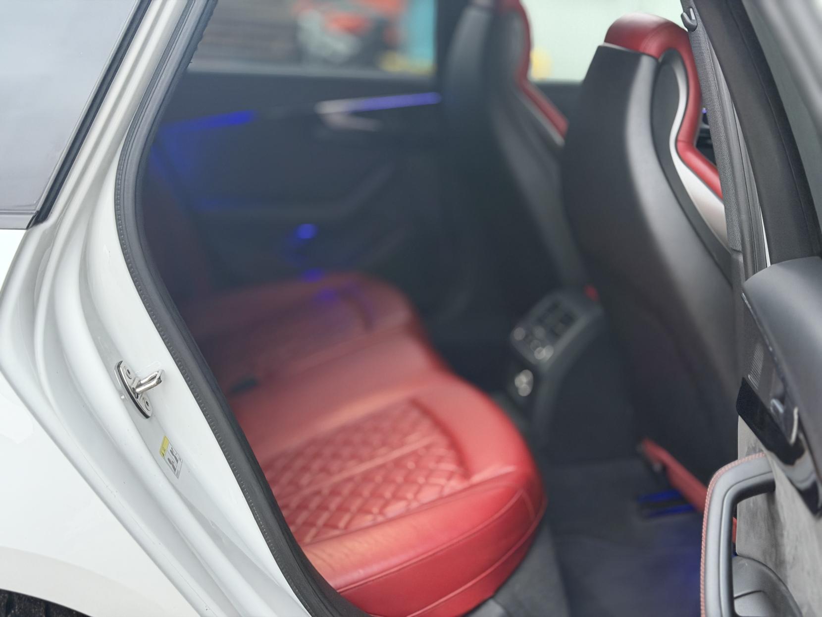 Audi S4 Avant 3.0 TFSI V6 Estate 5dr Petrol Tiptronic quattro Euro 6 (s/s) (354 ps)