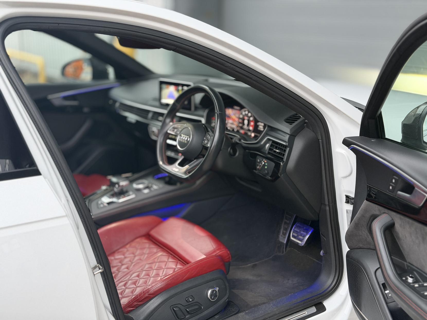 Audi S4 Avant 3.0 TFSI V6 Estate 5dr Petrol Tiptronic quattro Euro 6 (s/s) (354 ps)