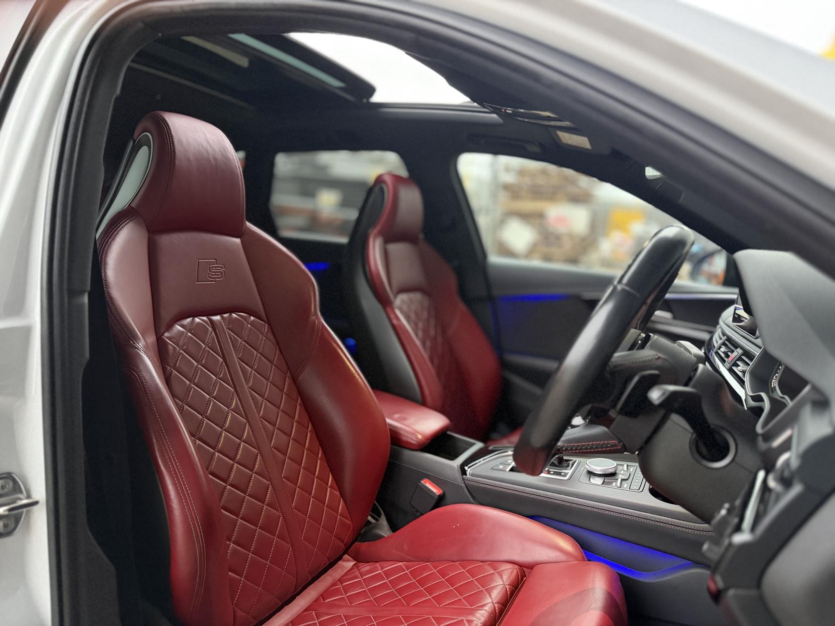 Audi S4 Avant 3.0 TFSI V6 Estate 5dr Petrol Tiptronic quattro Euro 6 (s/s) (354 ps)