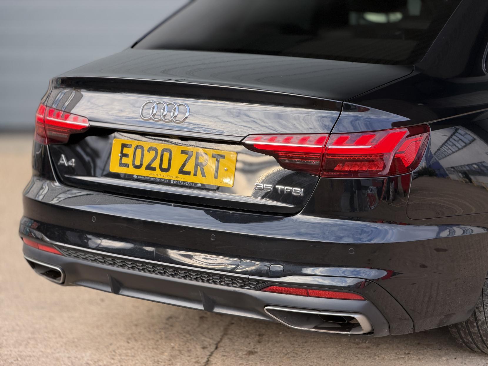 Audi A4 2.0 TFSI 35 Black Edition Saloon 4dr Petrol S Tronic Euro 6 (s/s) (150 ps)