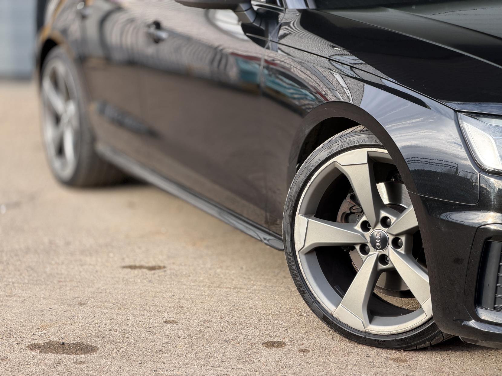 Audi A4 2.0 TFSI 35 Black Edition Saloon 4dr Petrol S Tronic Euro 6 (s/s) (150 ps)