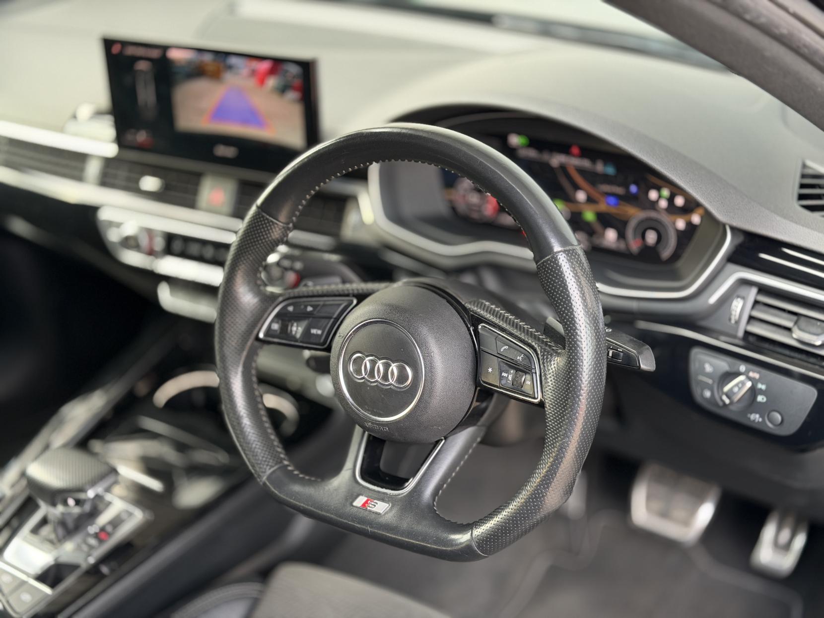 Audi A4 2.0 TFSI 35 Black Edition Saloon 4dr Petrol S Tronic Euro 6 (s/s) (150 ps)