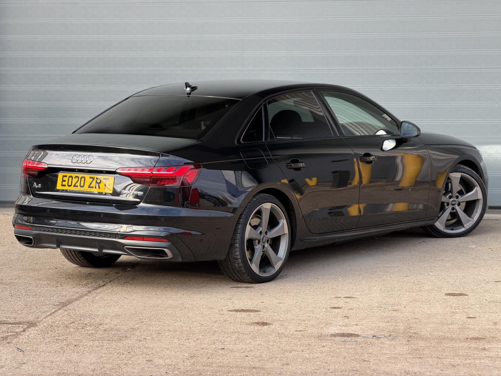 Audi A4 2.0 TFSI 35 Black Edition Saloon 4dr Petrol S Tronic Euro 6 (s/s) (150 ps)