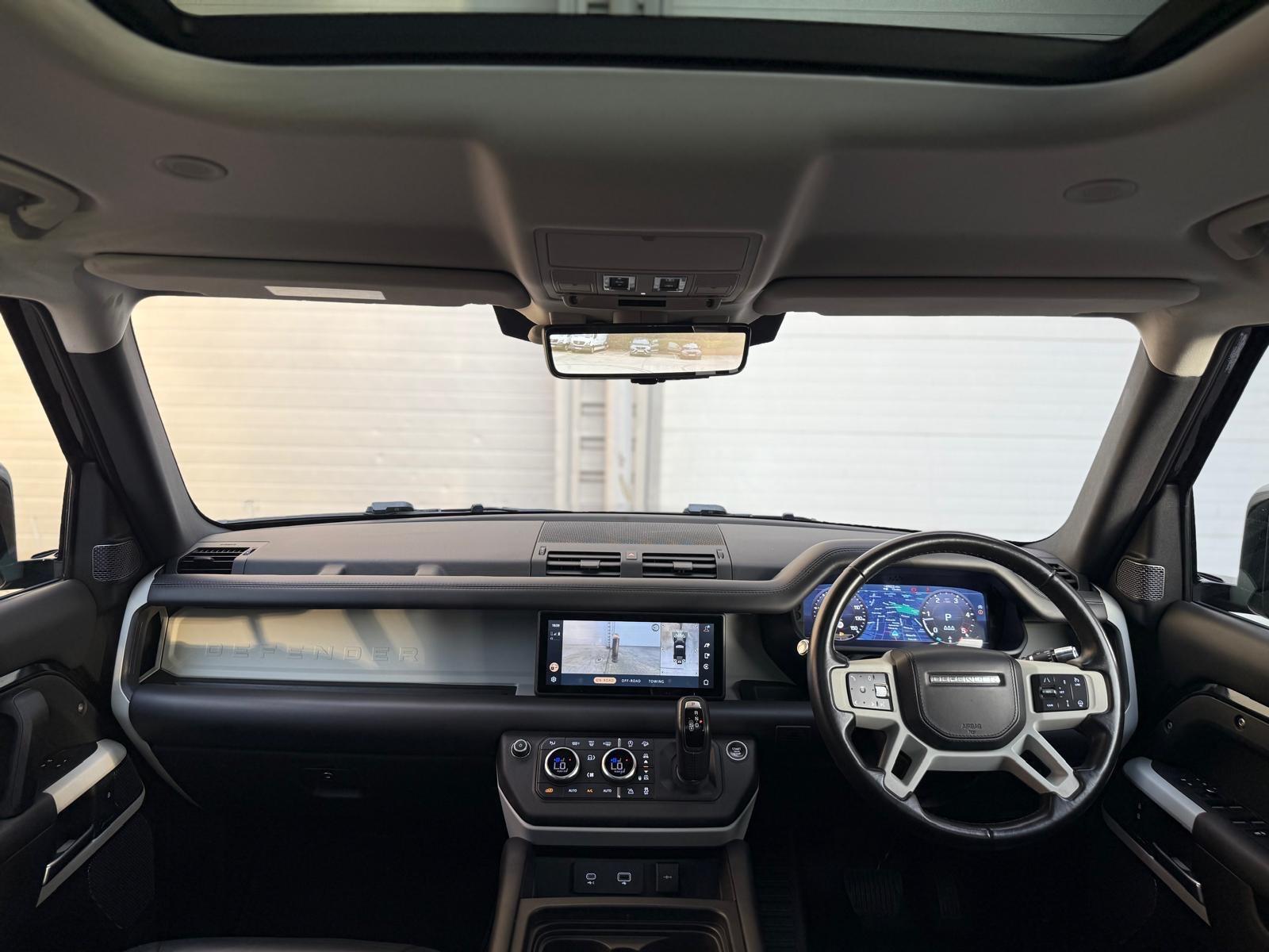 Land Rover Defender 110 2.0 SD4 HSE Auto 4WD Euro 6 (s/s) 5dr