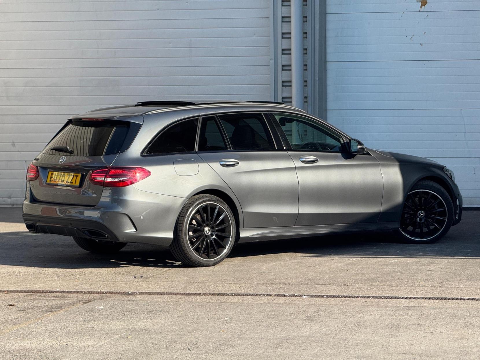 Mercedes-Benz C Class 1.5 C200 MHEV AMG Line Night Edition (Premium Plus) G-Tronic+ Euro 6 (s/s) 5dr