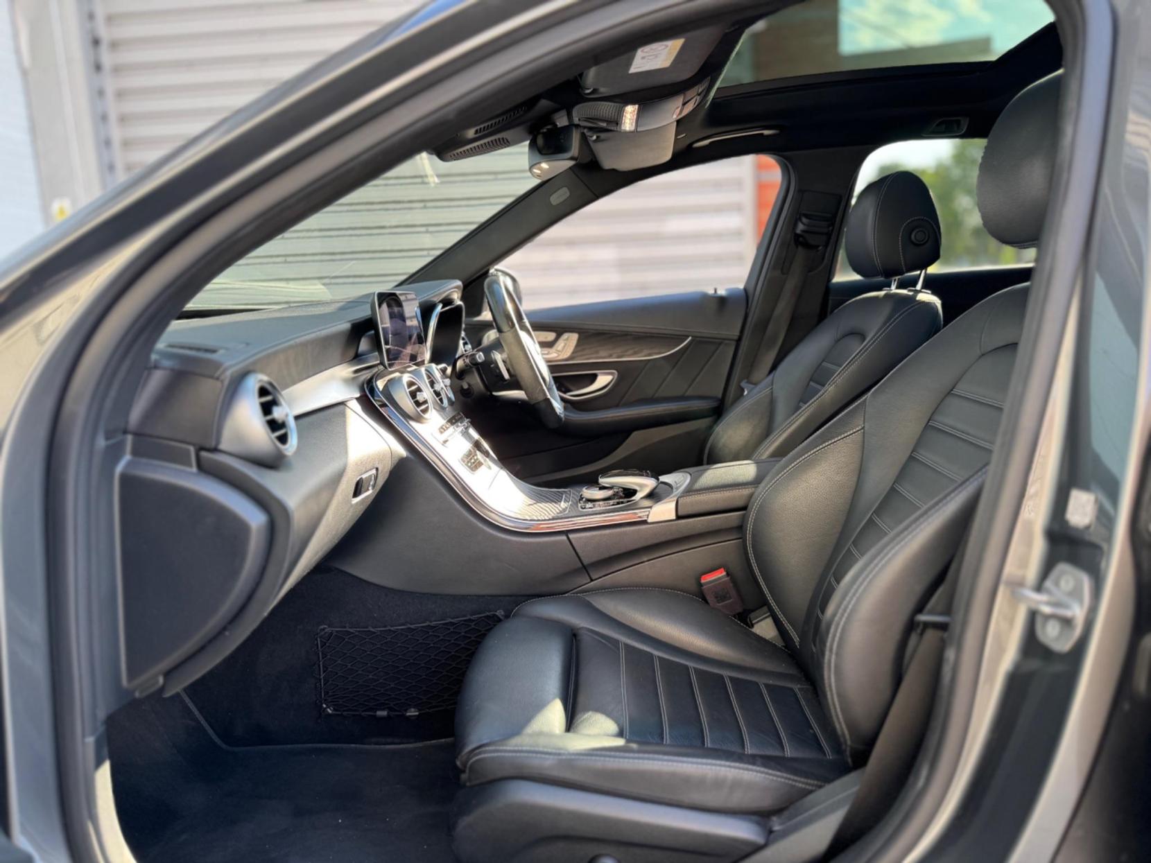 Mercedes-Benz C Class 1.5 C200 MHEV AMG Line Night Edition (Premium Plus) G-Tronic+ Euro 6 (s/s) 5dr