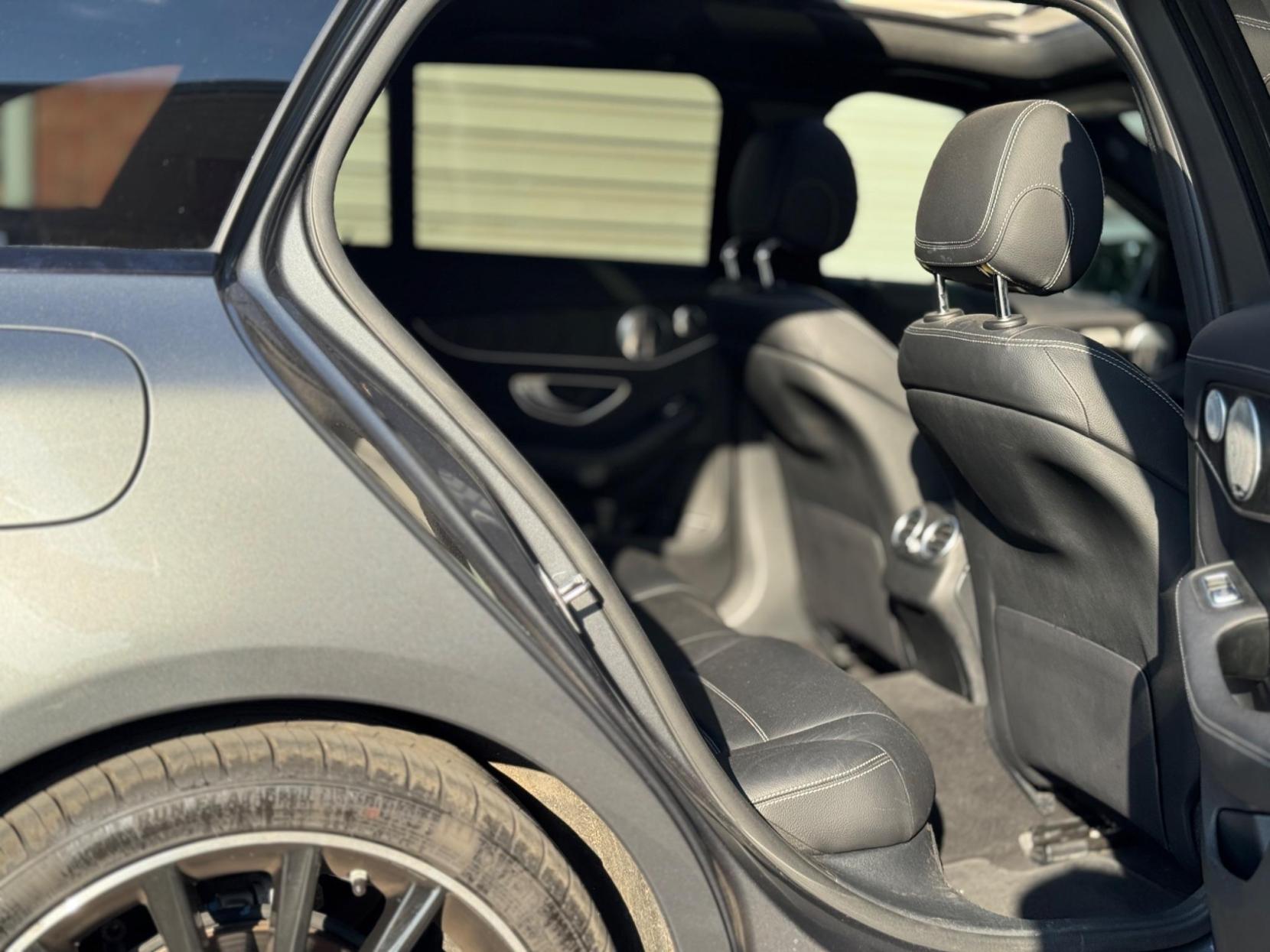 Mercedes-Benz C Class 1.5 C200 MHEV AMG Line Night Edition (Premium Plus) G-Tronic+ Euro 6 (s/s) 5dr
