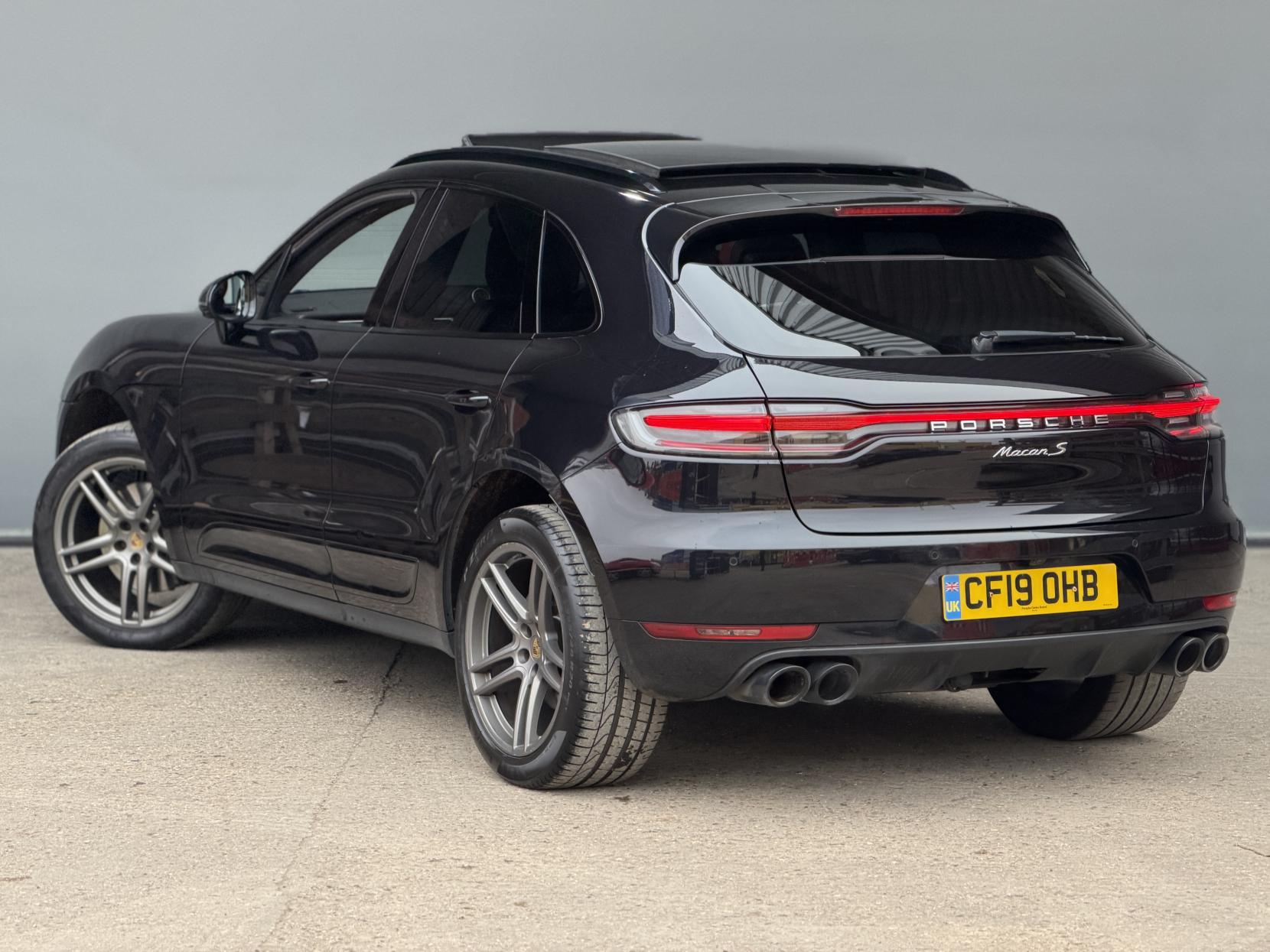 Porsche Macan 3.0T V6 S SUV 5dr Petrol PDK 4WD Euro 6 (s/s) (354 ps)