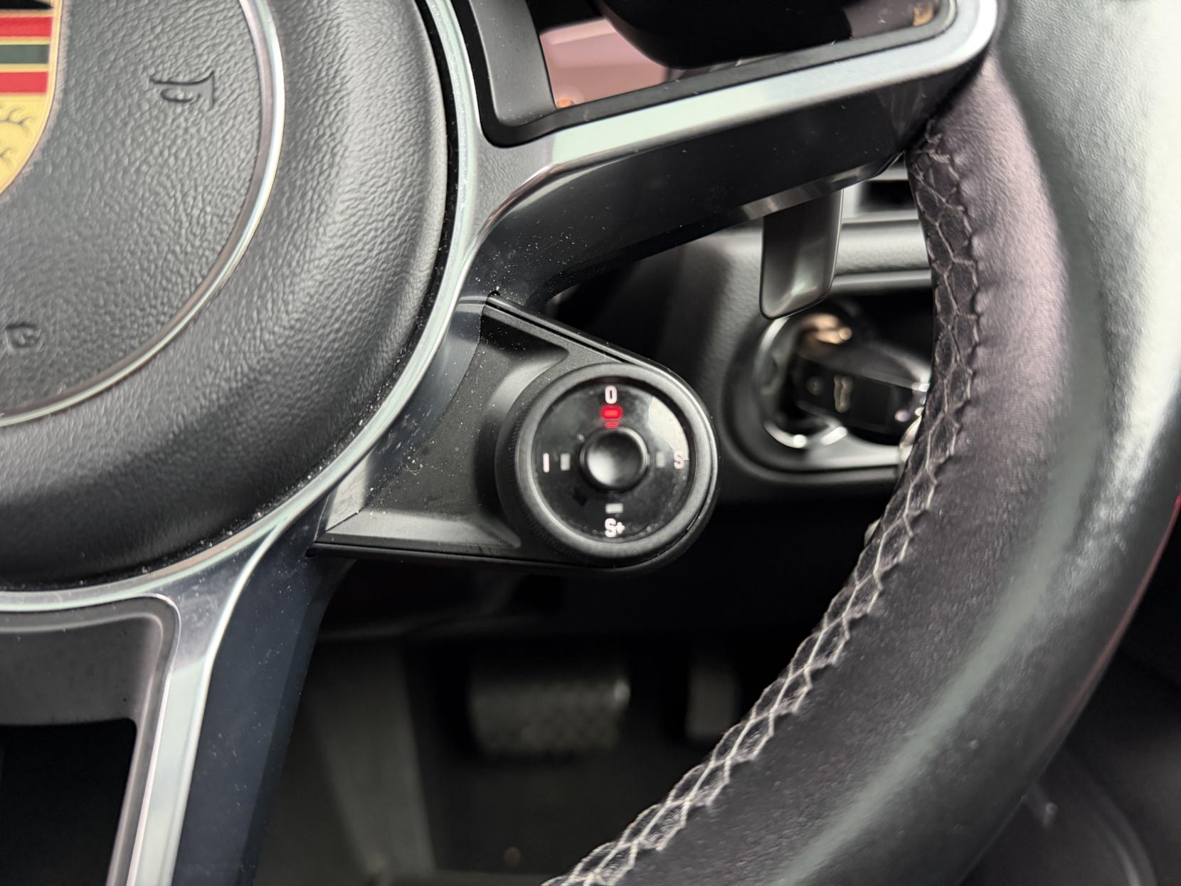 Porsche Macan 3.0T V6 S SUV 5dr Petrol PDK 4WD Euro 6 (s/s) (354 ps)