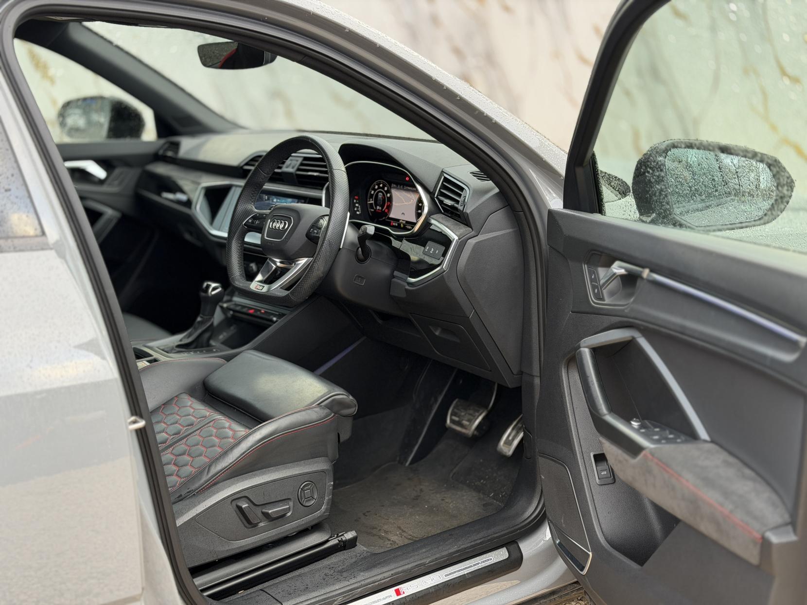 Audi RS Q3 2.5 TFSI Audi Sport Edition Sportback 5dr Petrol S Tronic quattro Euro 6 (s/s) (400 ps)