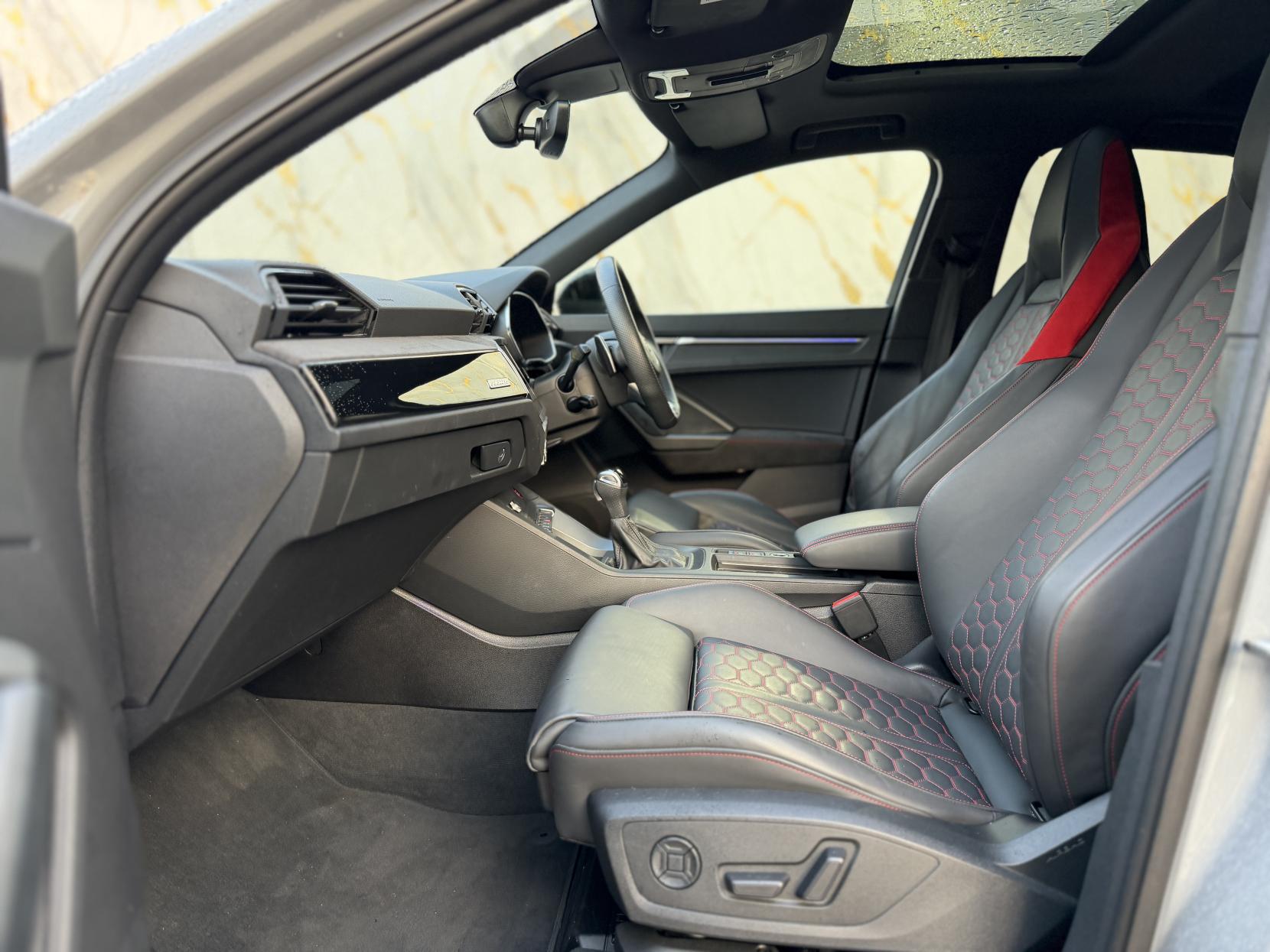 Audi RS Q3 2.5 TFSI Audi Sport Edition Sportback 5dr Petrol S Tronic quattro Euro 6 (s/s) (400 ps)