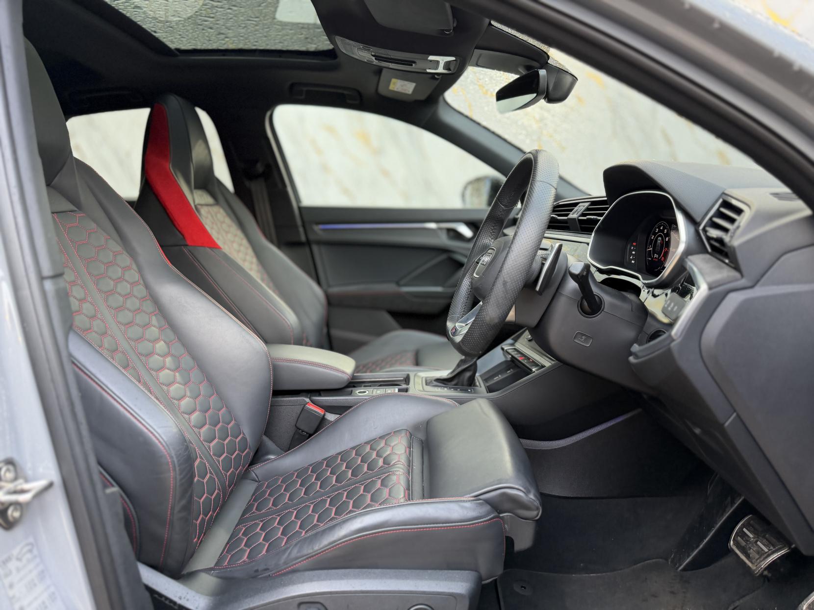 Audi RS Q3 2.5 TFSI Audi Sport Edition Sportback 5dr Petrol S Tronic quattro Euro 6 (s/s) (400 ps)