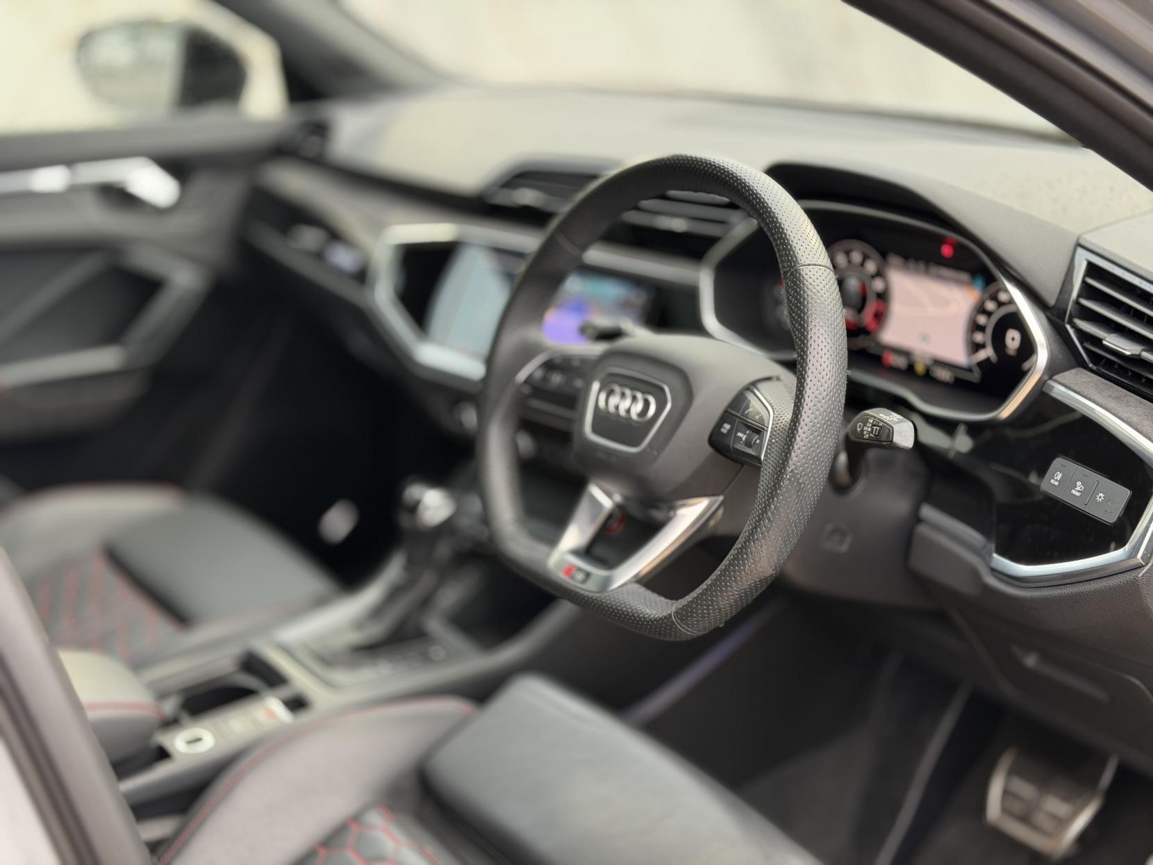 Audi RS Q3 2.5 TFSI Audi Sport Edition Sportback 5dr Petrol S Tronic quattro Euro 6 (s/s) (400 ps)