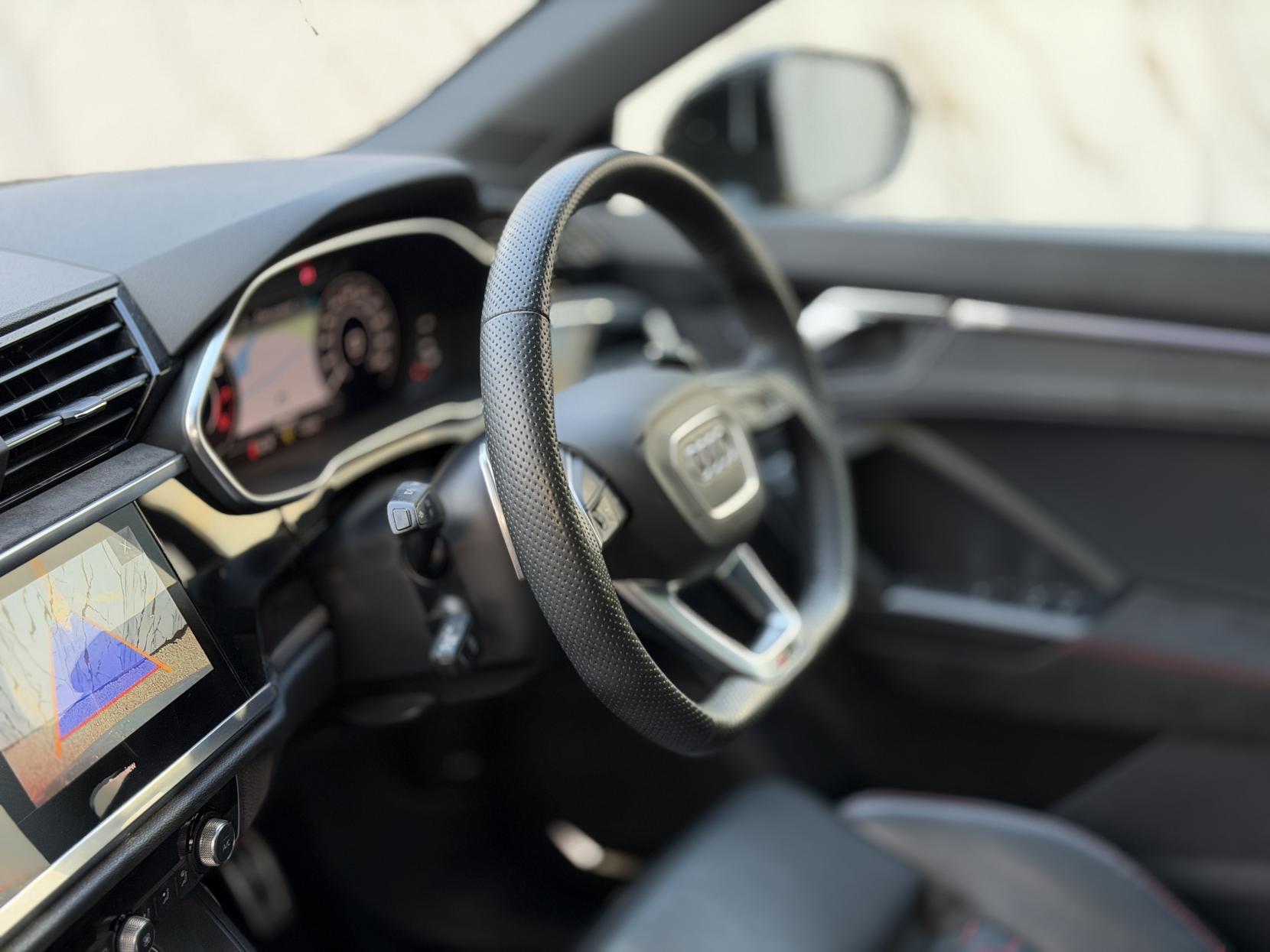 Audi RS Q3 2.5 TFSI Audi Sport Edition Sportback 5dr Petrol S Tronic quattro Euro 6 (s/s) (400 ps)