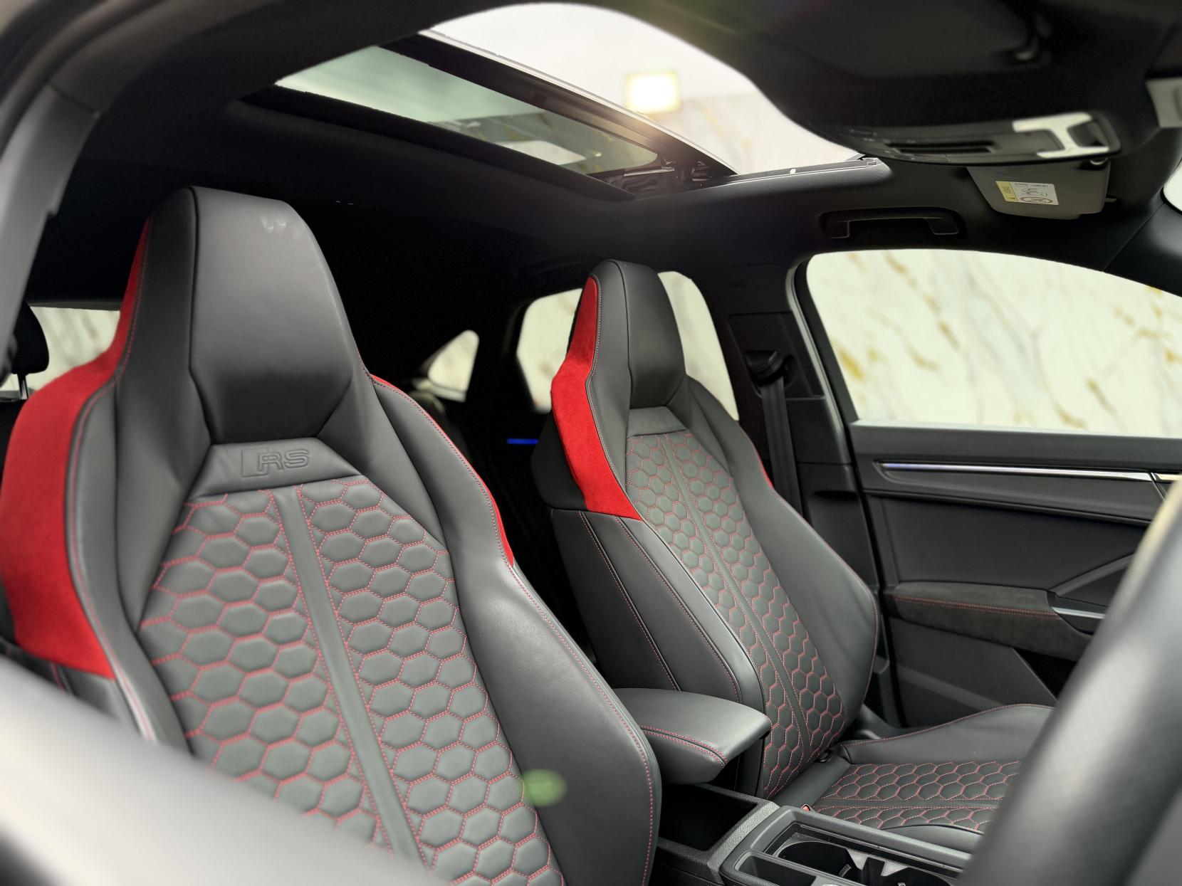 Audi RS Q3 2.5 TFSI Audi Sport Edition Sportback 5dr Petrol S Tronic quattro Euro 6 (s/s) (400 ps)