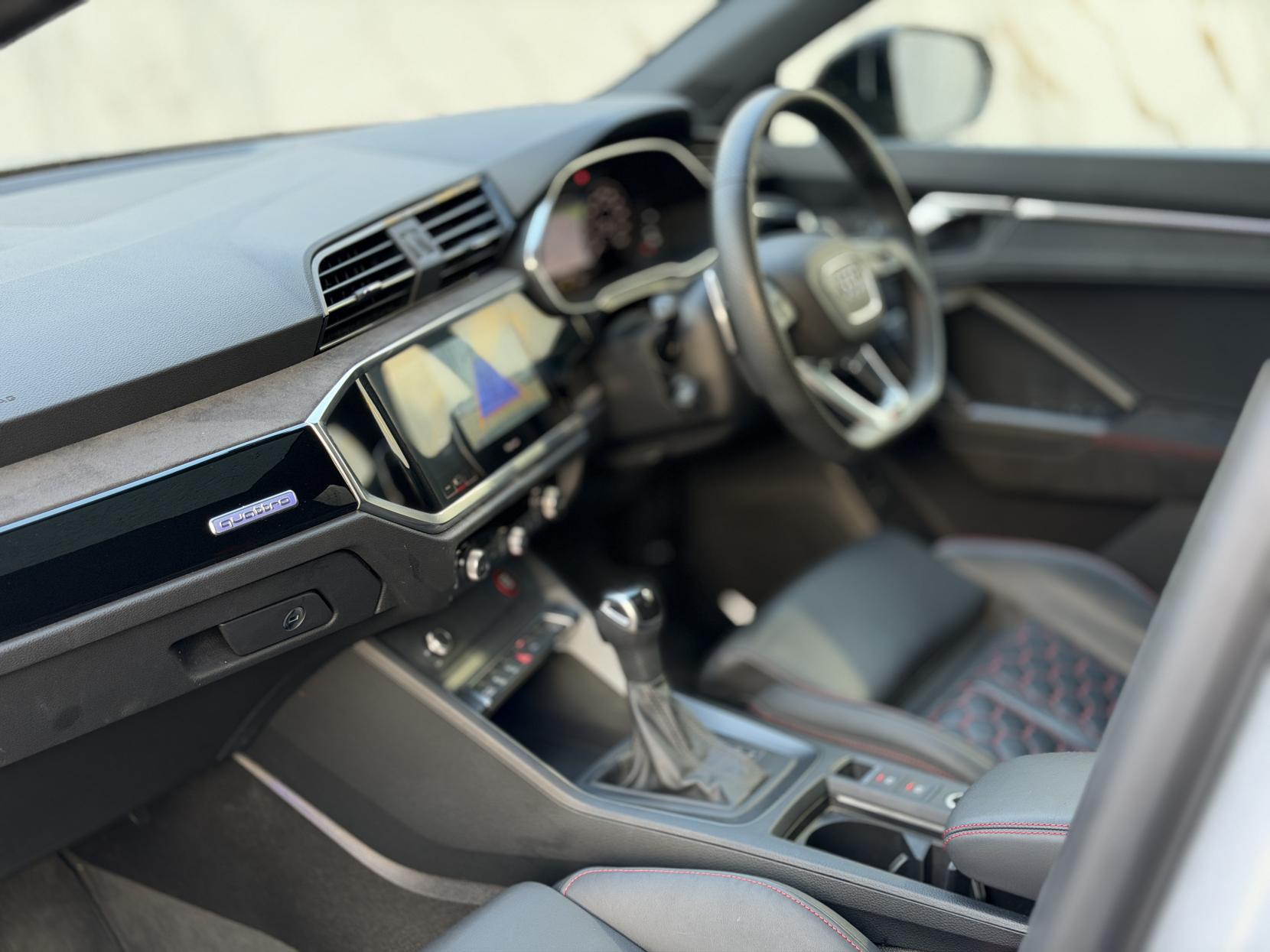 Audi RS Q3 2.5 TFSI Audi Sport Edition Sportback 5dr Petrol S Tronic quattro Euro 6 (s/s) (400 ps)