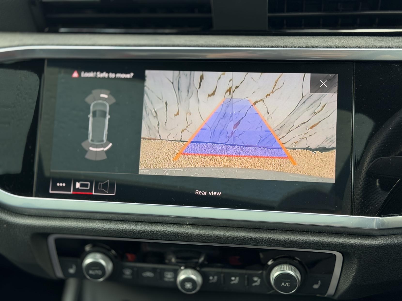 Audi RS Q3 2.5 TFSI Audi Sport Edition Sportback 5dr Petrol S Tronic quattro Euro 6 (s/s) (400 ps)