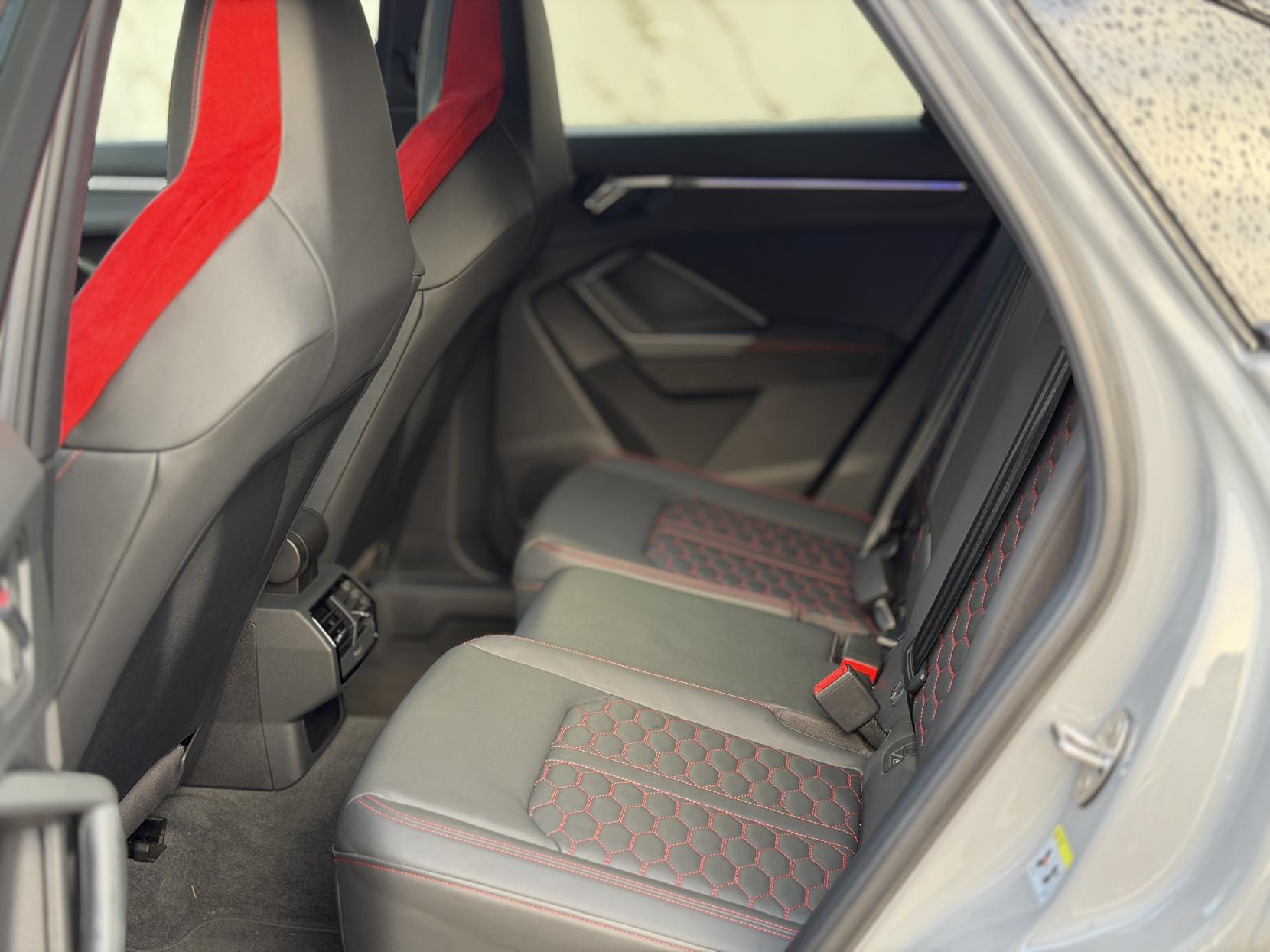 Audi RS Q3 2.5 TFSI Audi Sport Edition Sportback 5dr Petrol S Tronic quattro Euro 6 (s/s) (400 ps)