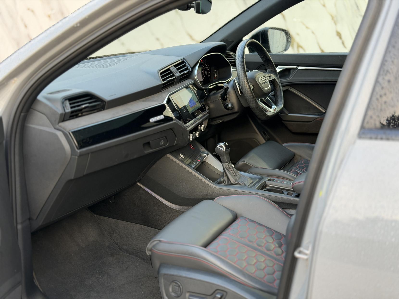 Audi RS Q3 2.5 TFSI Audi Sport Edition Sportback 5dr Petrol S Tronic quattro Euro 6 (s/s) (400 ps)