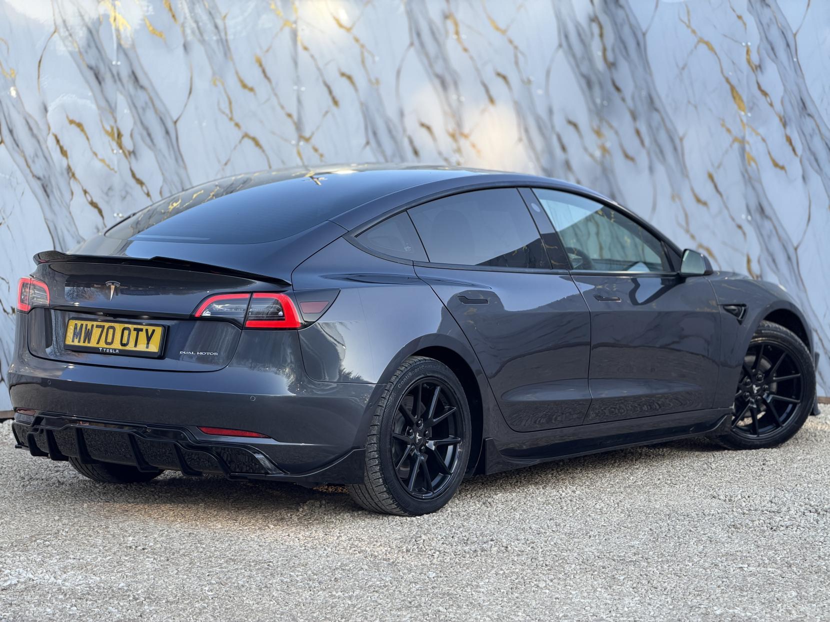 Tesla Model 3 (Dual Motor) Long Range Saloon 4dr Electric Auto 4WDE (346 ps)