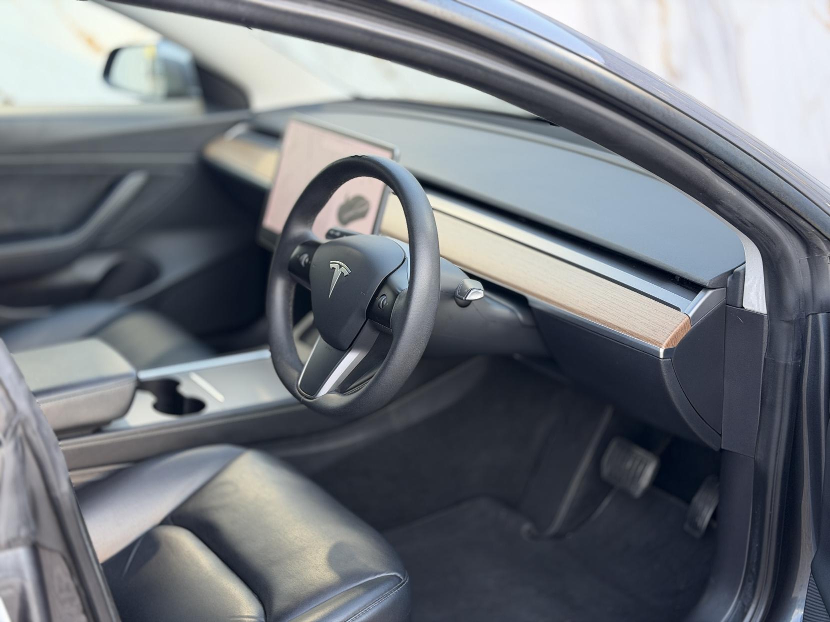 Tesla Model 3 (Dual Motor) Long Range Saloon 4dr Electric Auto 4WDE (346 ps)