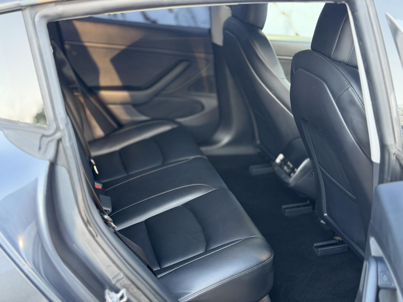 Tesla Model 3 (Dual Motor) Long Range Saloon 4dr Electric Auto 4WDE (346 ps)