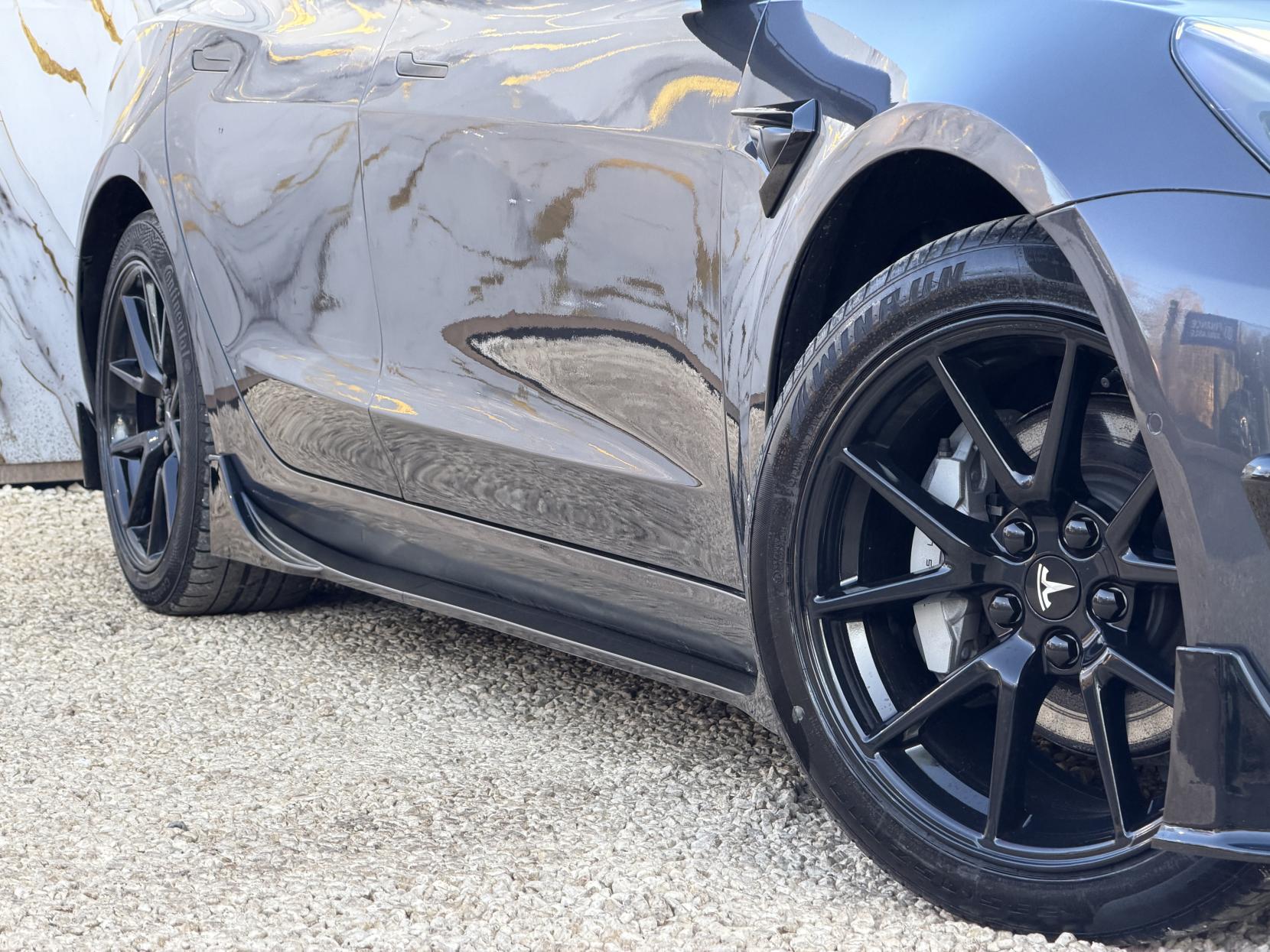 Tesla Model 3 (Dual Motor) Long Range Saloon 4dr Electric Auto 4WDE (346 ps)