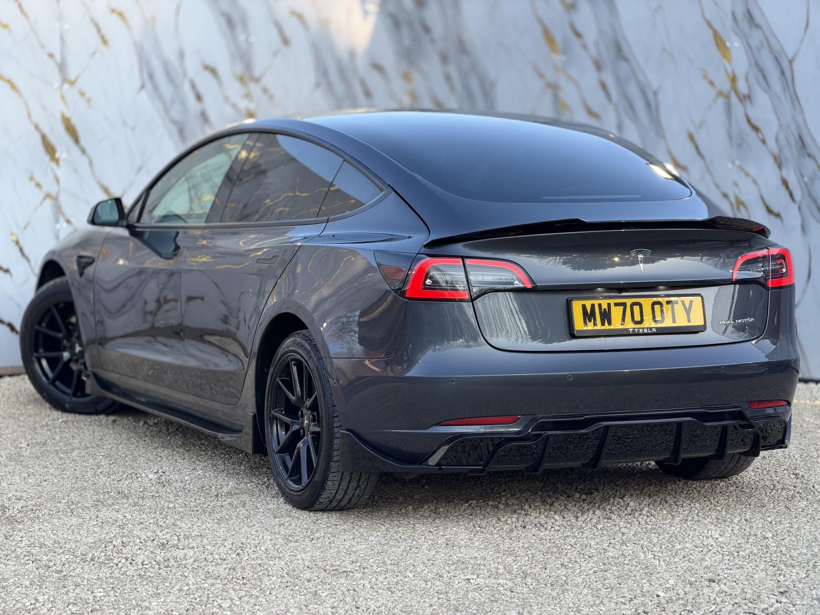 Tesla Model 3 (Dual Motor) Long Range Saloon 4dr Electric Auto 4WDE (346 ps)