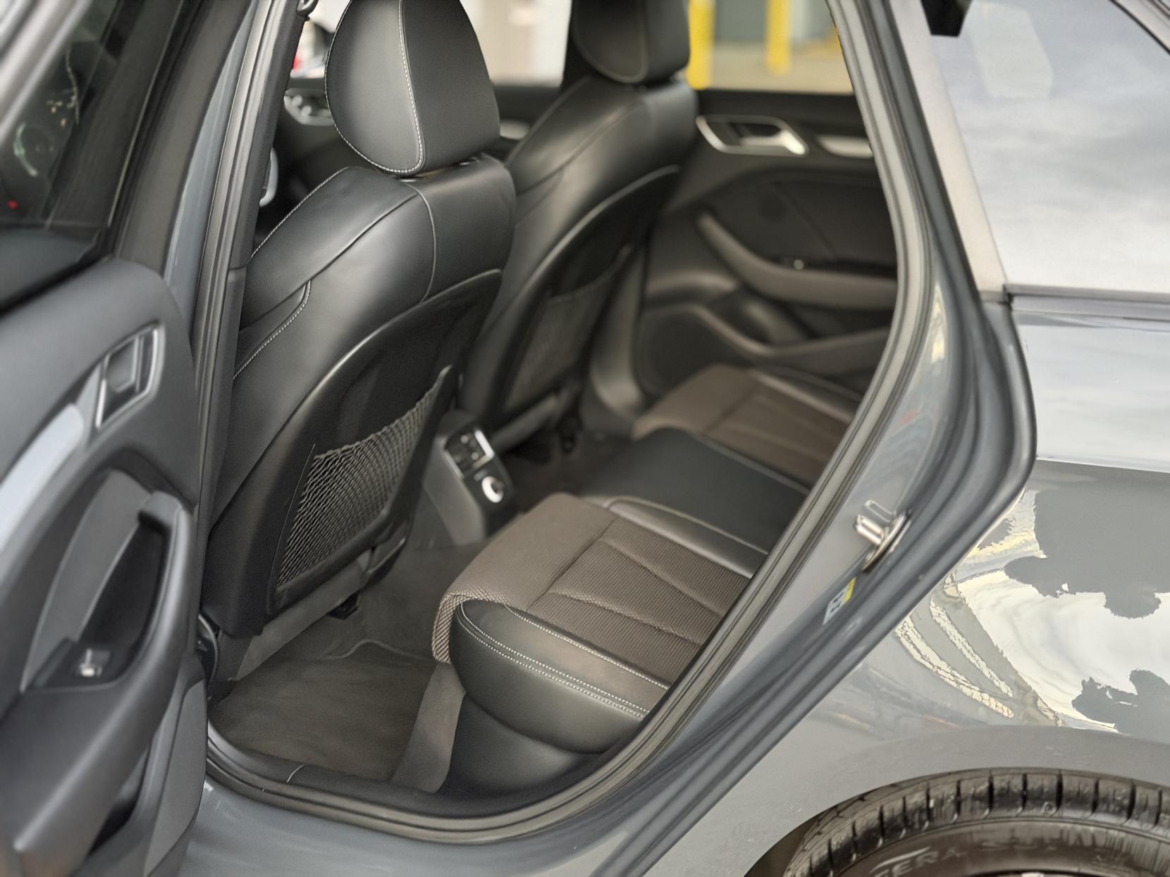 Audi A3 1.5 TFSI CoD Black Edition Sportback 5dr Petrol S Tronic Euro 6 (s/s) (150 ps)