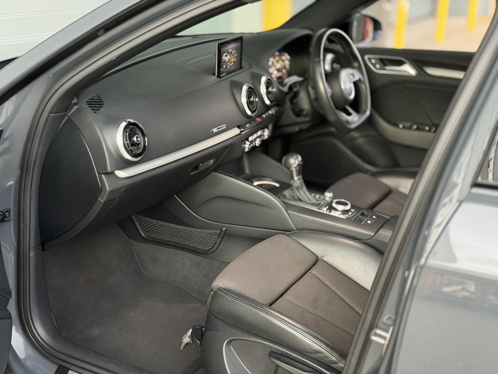 Audi A3 1.5 TFSI CoD Black Edition Sportback 5dr Petrol S Tronic Euro 6 (s/s) (150 ps)