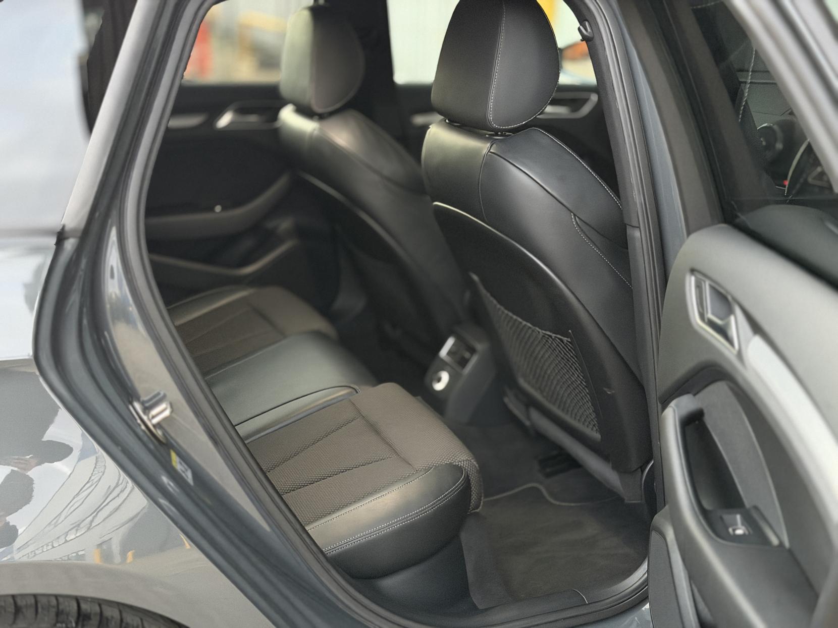 Audi A3 1.5 TFSI CoD Black Edition Sportback 5dr Petrol S Tronic Euro 6 (s/s) (150 ps)