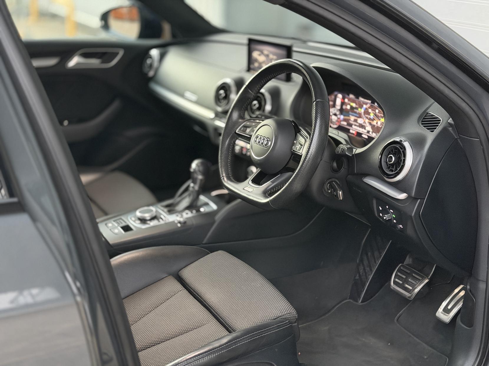 Audi A3 1.5 TFSI CoD Black Edition Sportback 5dr Petrol S Tronic Euro 6 (s/s) (150 ps)