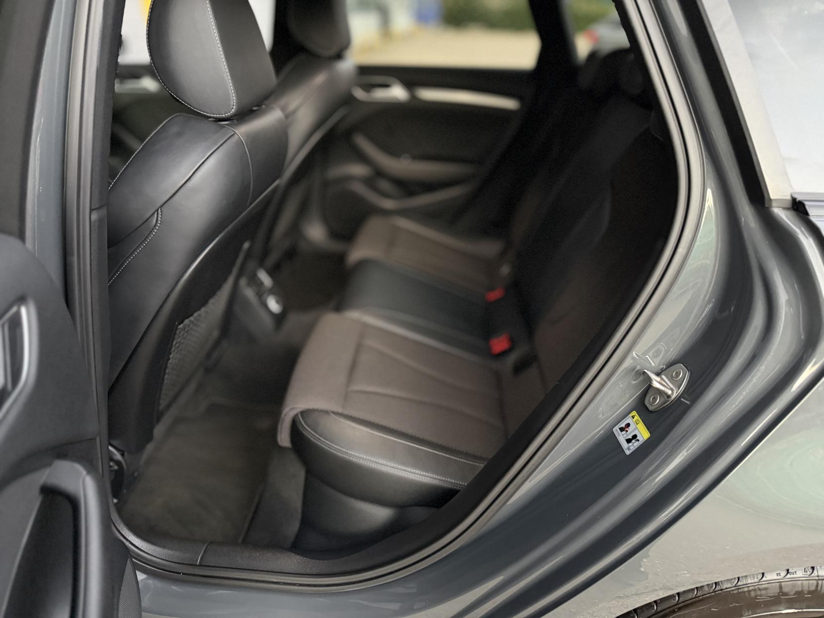 Audi A3 1.5 TFSI CoD Black Edition Sportback 5dr Petrol S Tronic Euro 6 (s/s) (150 ps)