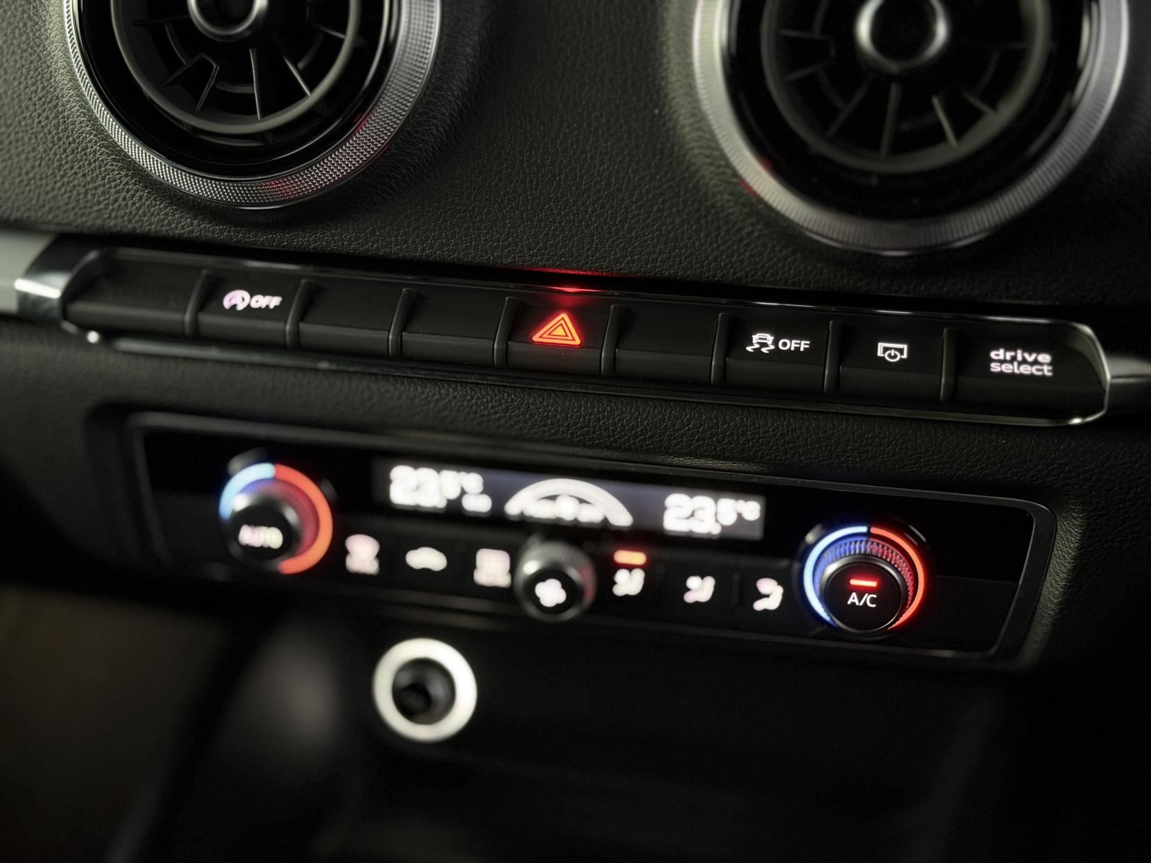 Audi A3 1.5 TFSI CoD Black Edition Sportback 5dr Petrol S Tronic Euro 6 (s/s) (150 ps)