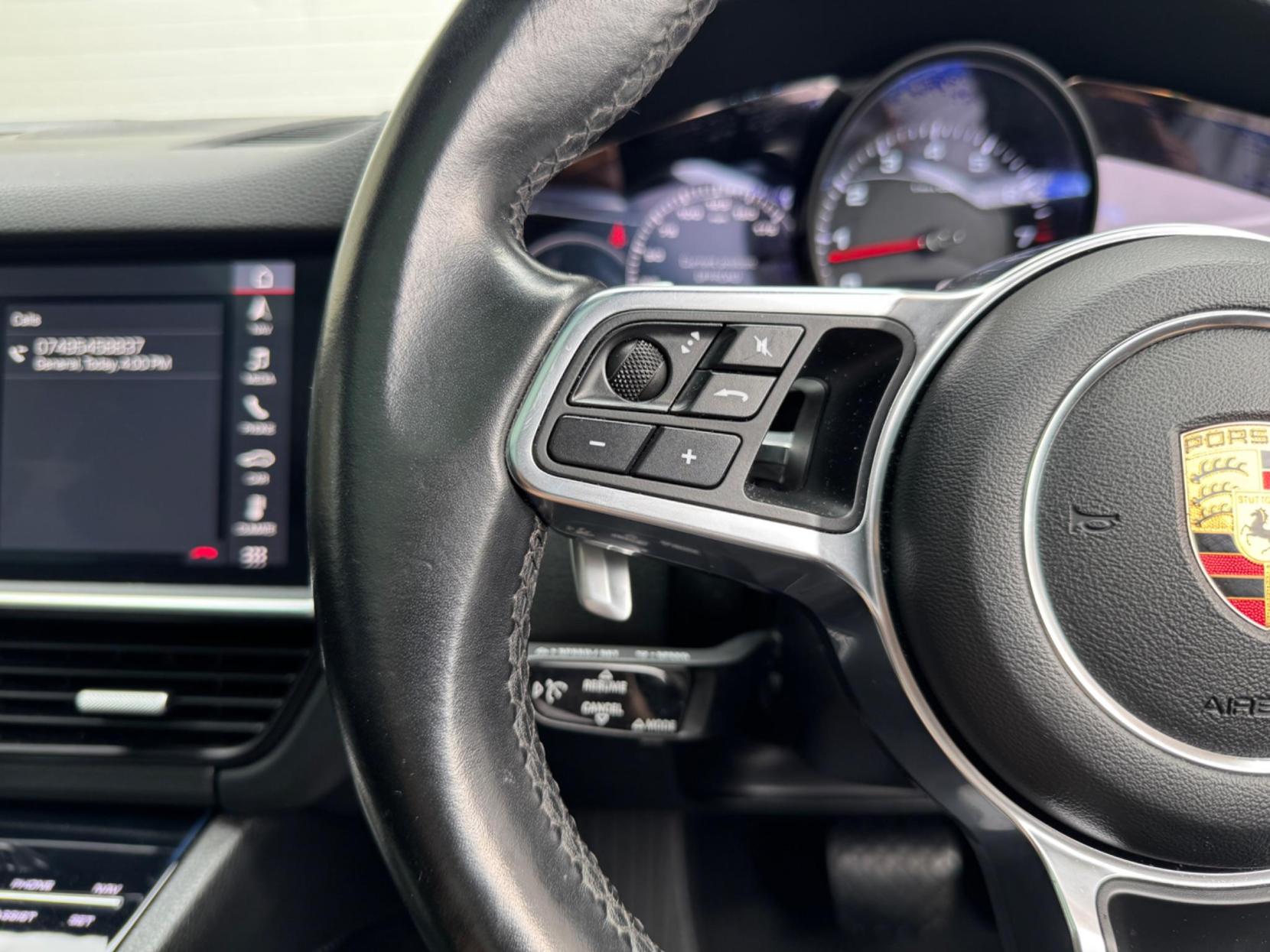 Porsche Cayenne 3.0T V6 TiptronicS 4WD Euro 6 (s/s) 5dr