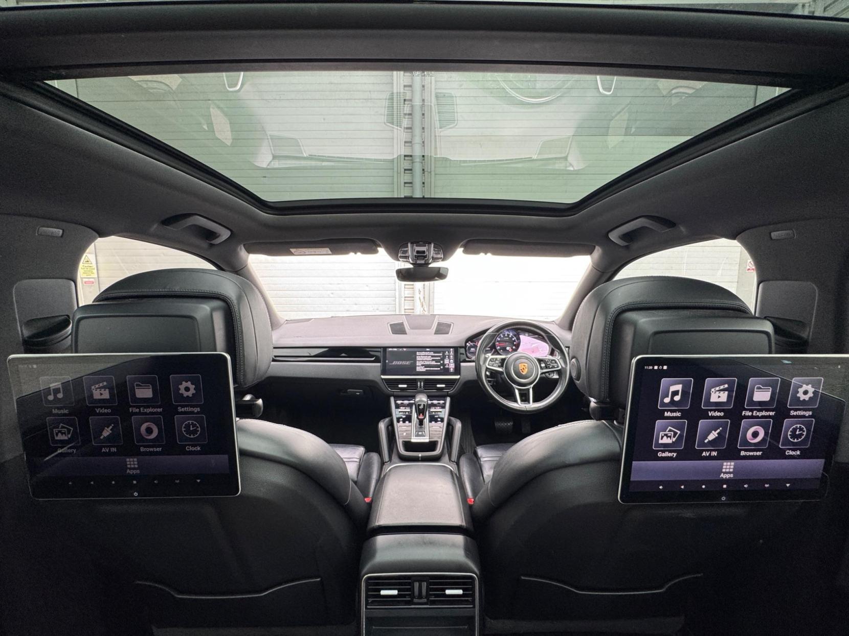 Porsche Cayenne 3.0T V6 TiptronicS 4WD Euro 6 (s/s) 5dr