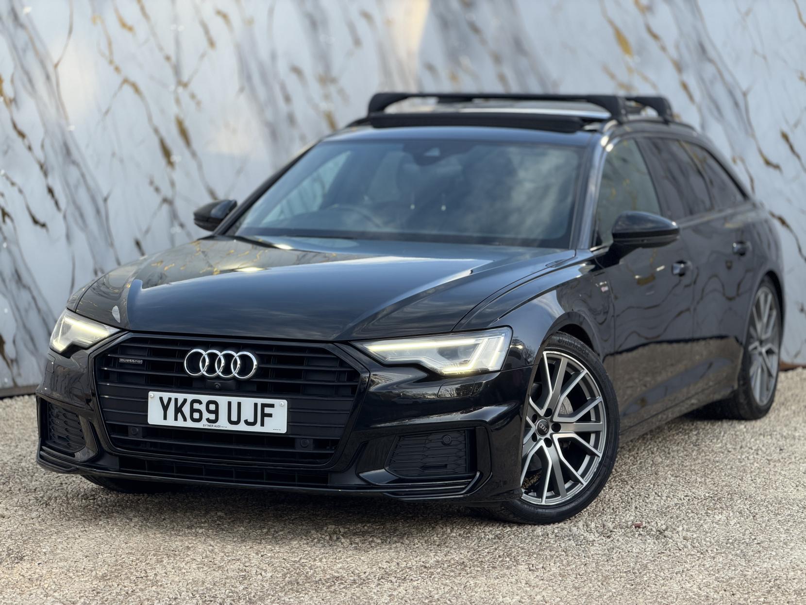 Audi A6 Avant 2.0 TDI 40 Black Edition Estate 5dr Diesel S Tronic quattro Euro 6 (s/s) (204 ps)
