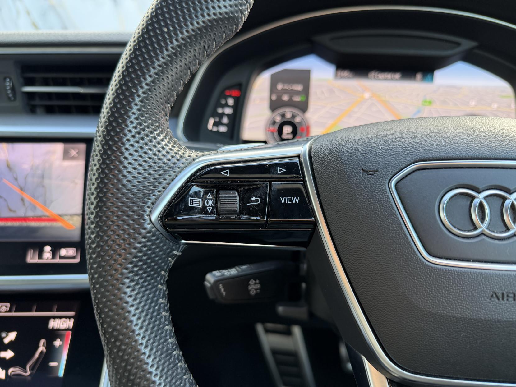 Audi A6 Avant 2.0 TDI 40 Black Edition Estate 5dr Diesel S Tronic quattro Euro 6 (s/s) (204 ps)