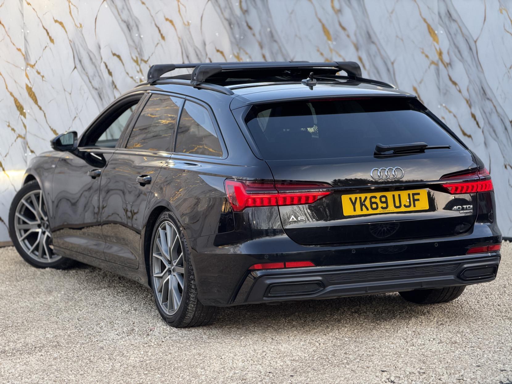 Audi A6 Avant 2.0 TDI 40 Black Edition Estate 5dr Diesel S Tronic quattro Euro 6 (s/s) (204 ps)