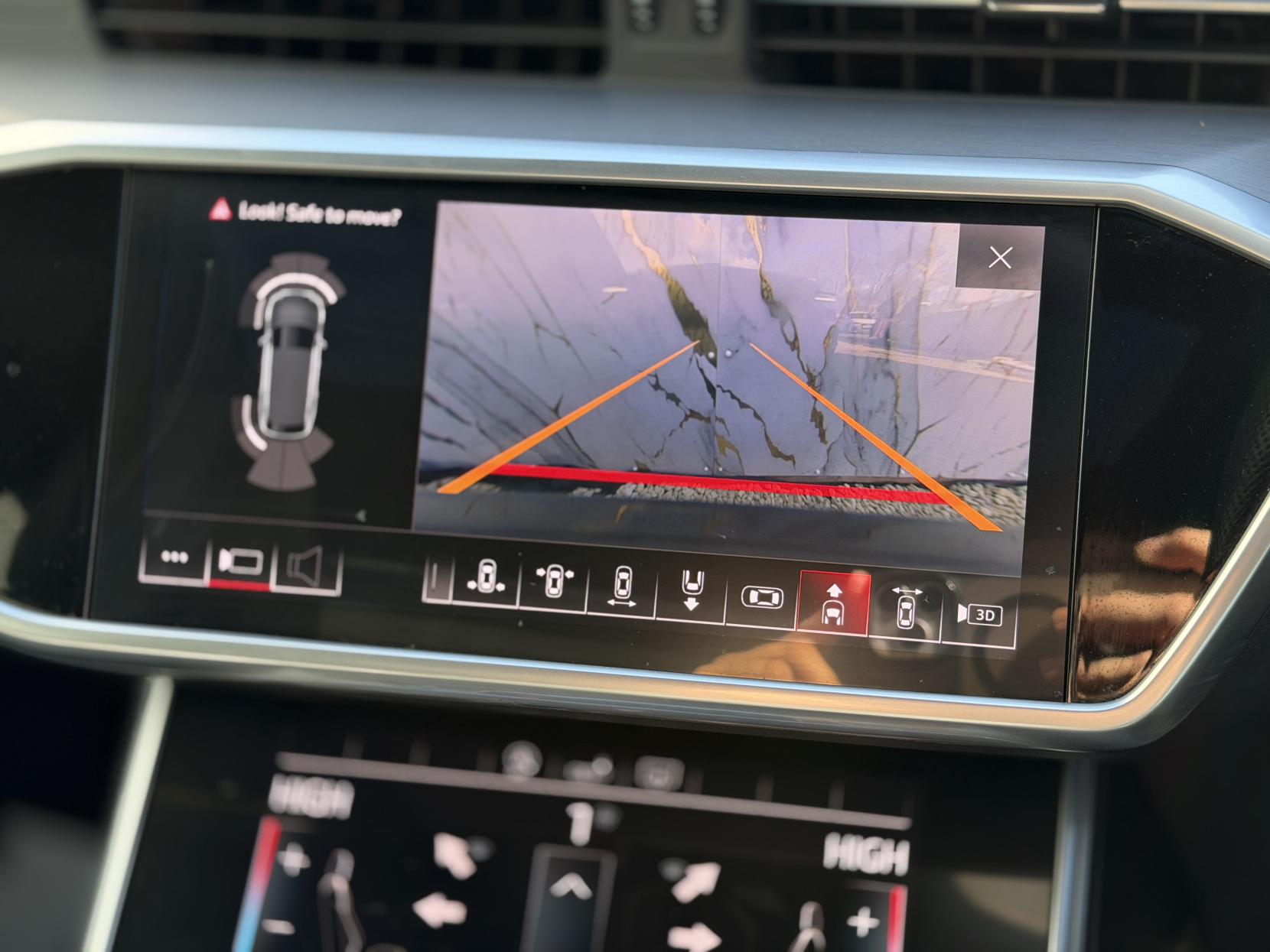 Audi A6 Avant 2.0 TDI 40 Black Edition Estate 5dr Diesel S Tronic quattro Euro 6 (s/s) (204 ps)