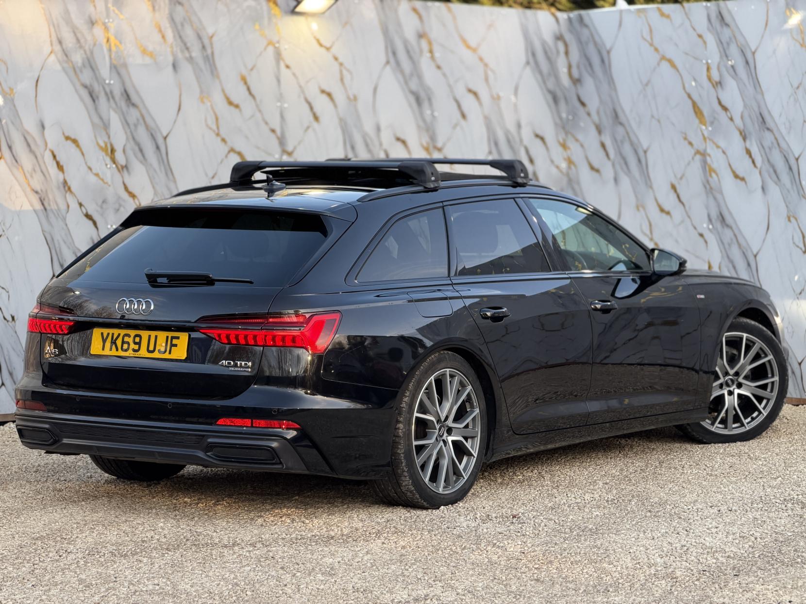 Audi A6 Avant 2.0 TDI 40 Black Edition Estate 5dr Diesel S Tronic quattro Euro 6 (s/s) (204 ps)