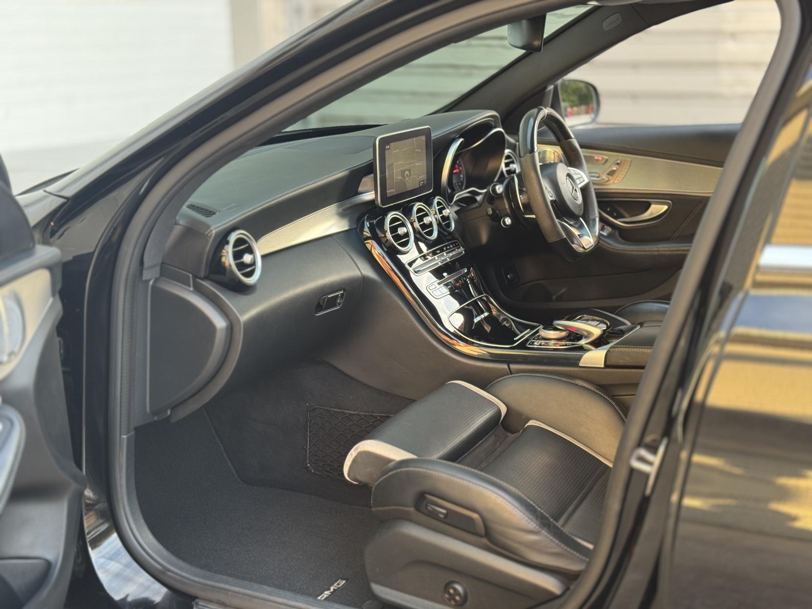 Mercedes-Benz C Class 4.0 C63 V8 BiTurbo AMG S (Premium) SpdS MCT Euro 6 (s/s) 4dr