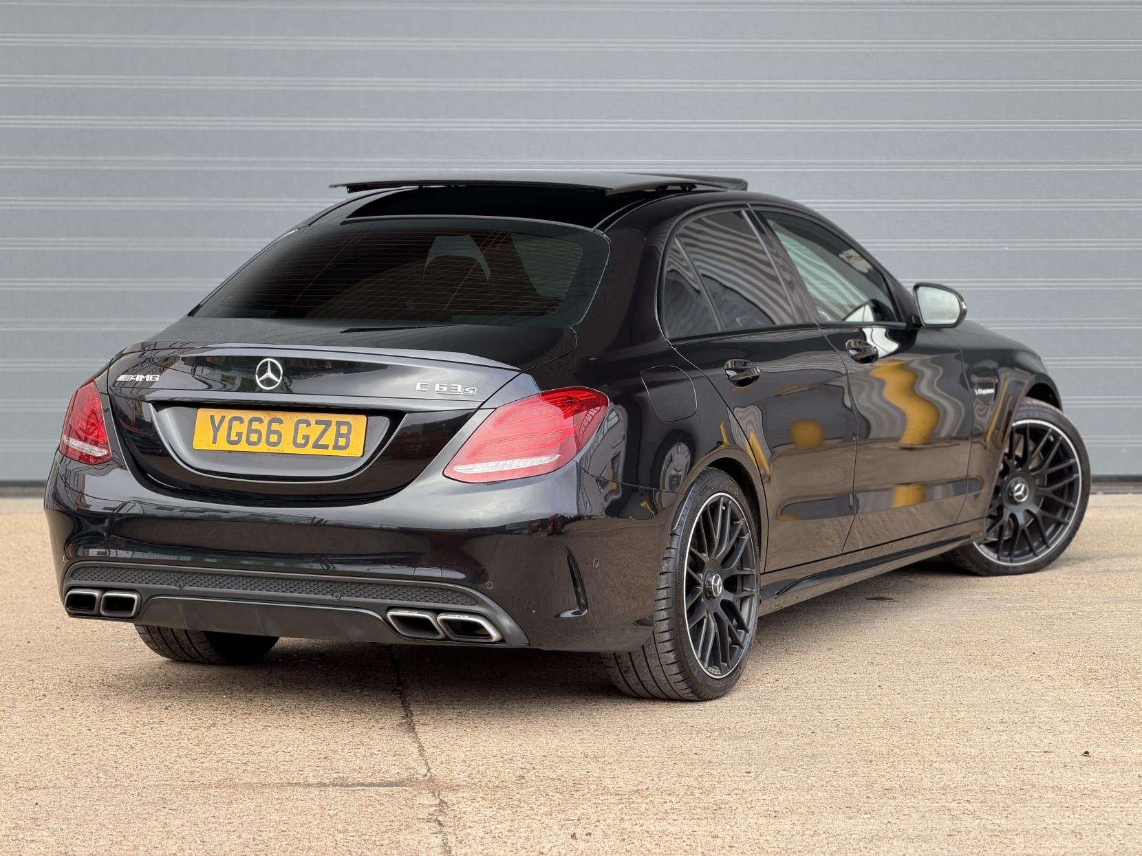 Mercedes-Benz C Class 4.0 C63 V8 BiTurbo AMG S (Premium) SpdS MCT Euro 6 (s/s) 4dr