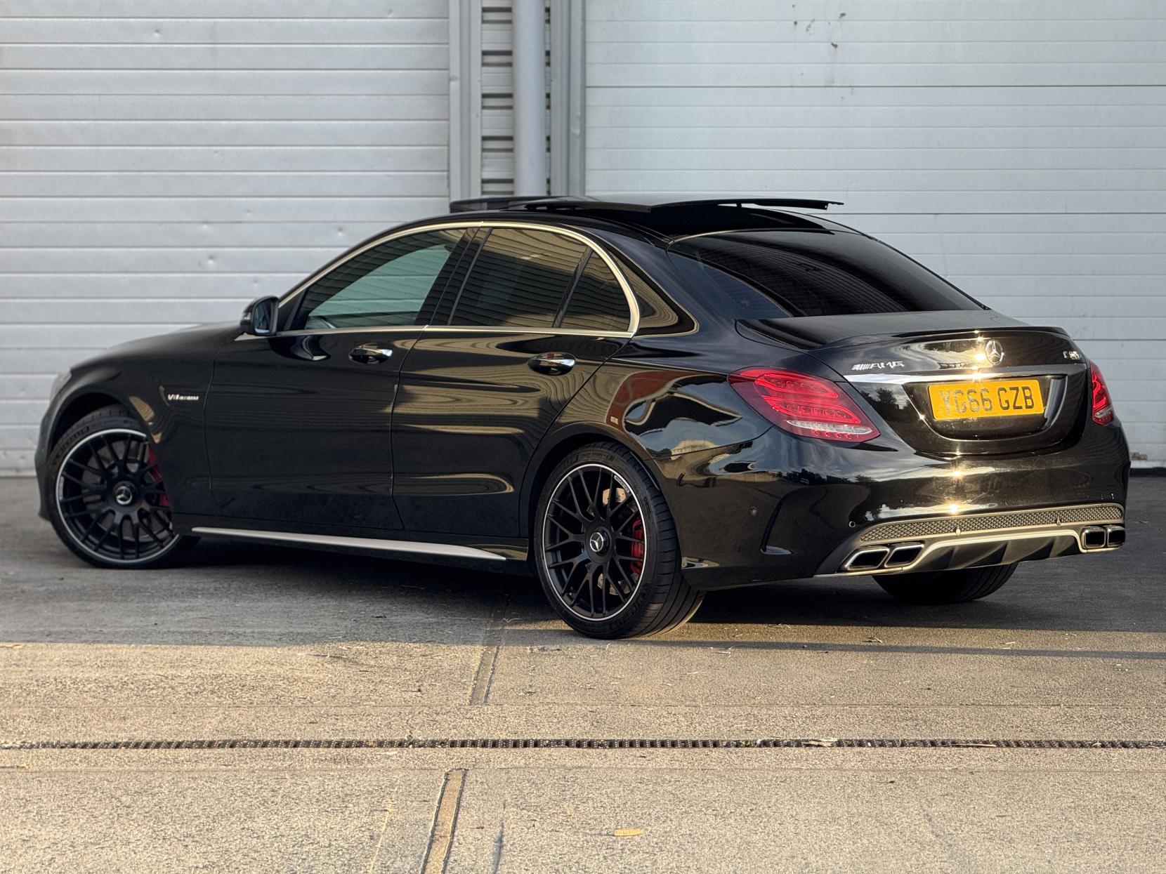 Mercedes-Benz C Class 4.0 C63 V8 BiTurbo AMG S (Premium) SpdS MCT Euro 6 (s/s) 4dr