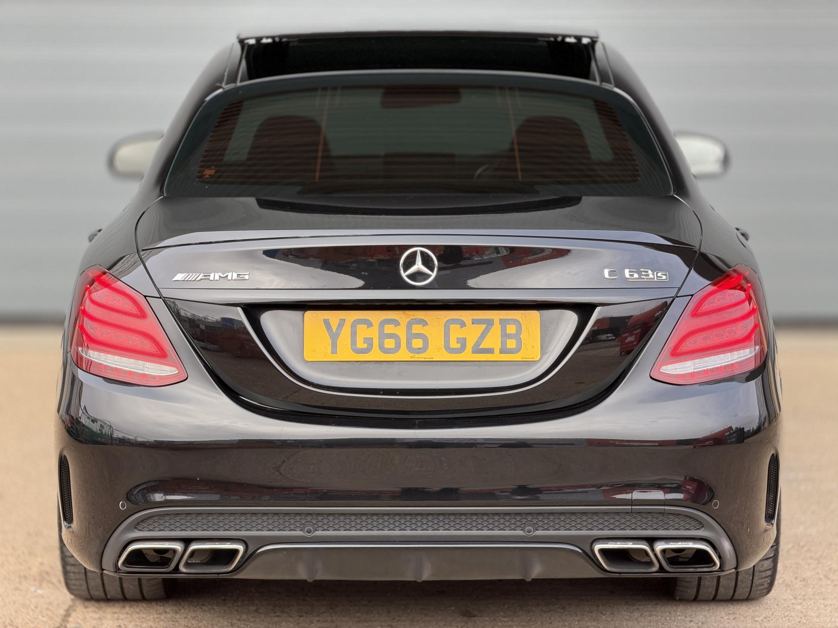 Mercedes-Benz C Class 4.0 C63 V8 BiTurbo AMG S (Premium) SpdS MCT Euro 6 (s/s) 4dr